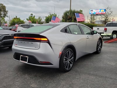 2025 Toyota Prius XLE