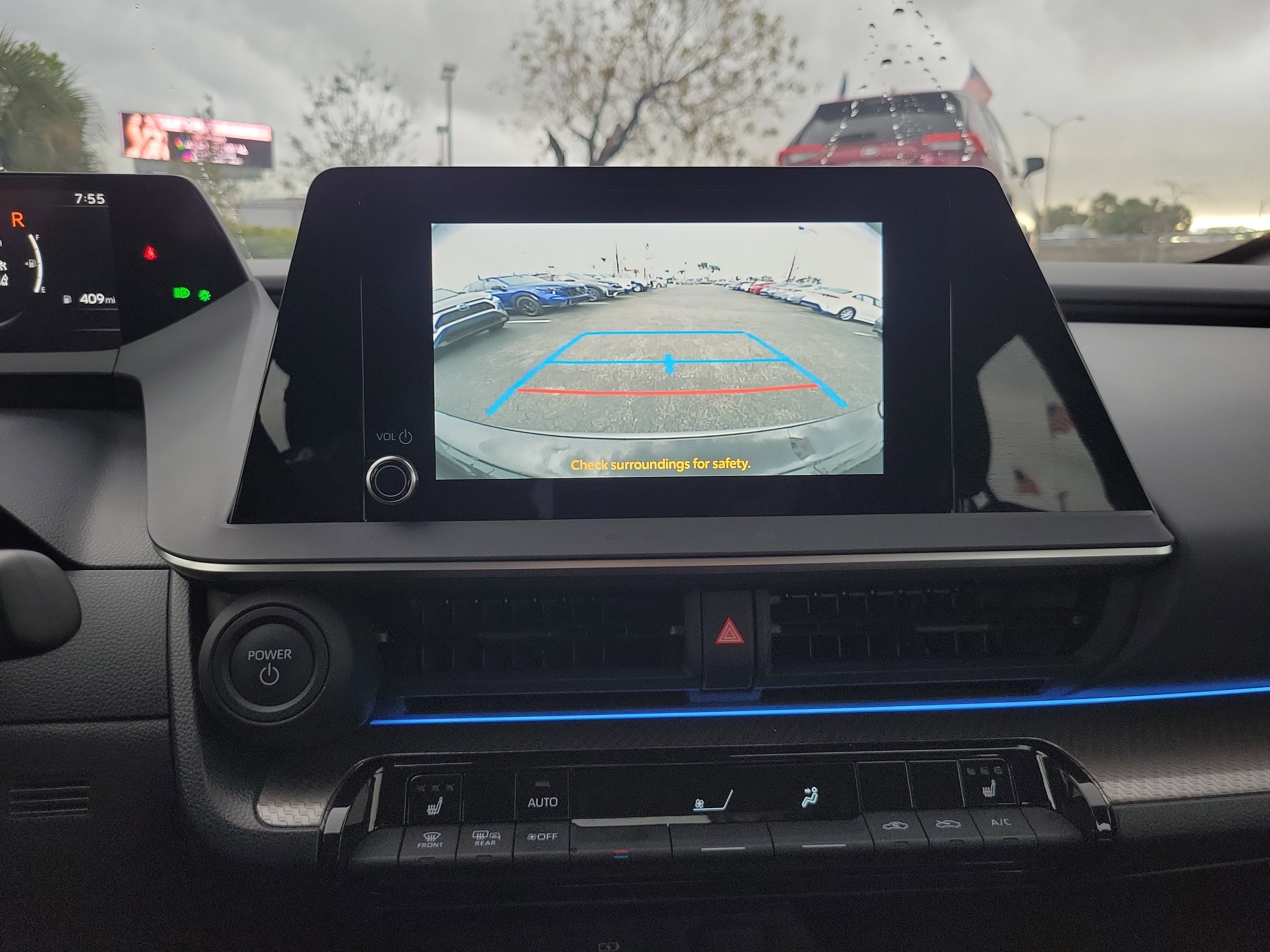 2025 Toyota Prius XLE