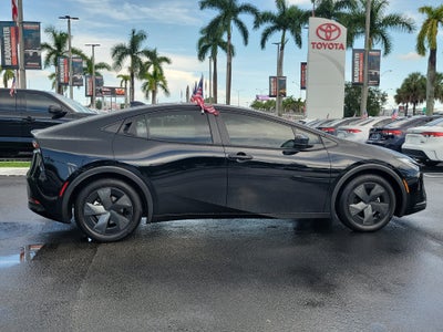 2025 Toyota Prius LE