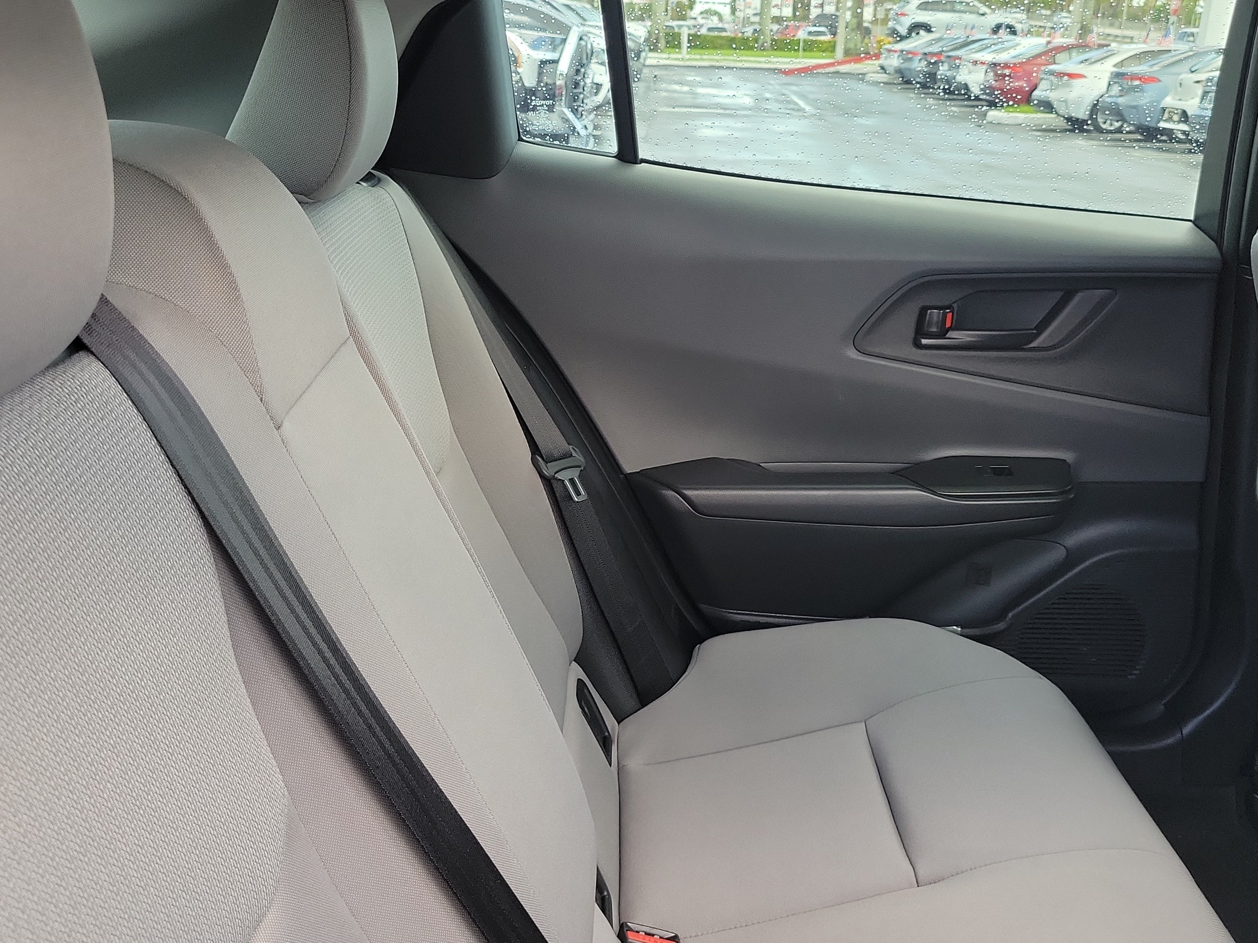 2025 Toyota Prius LE