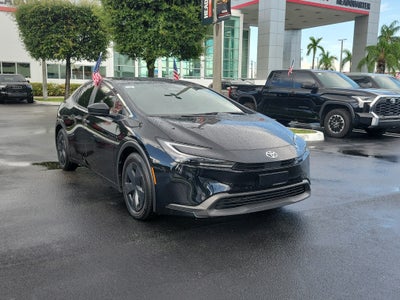 2025 Toyota Prius LE