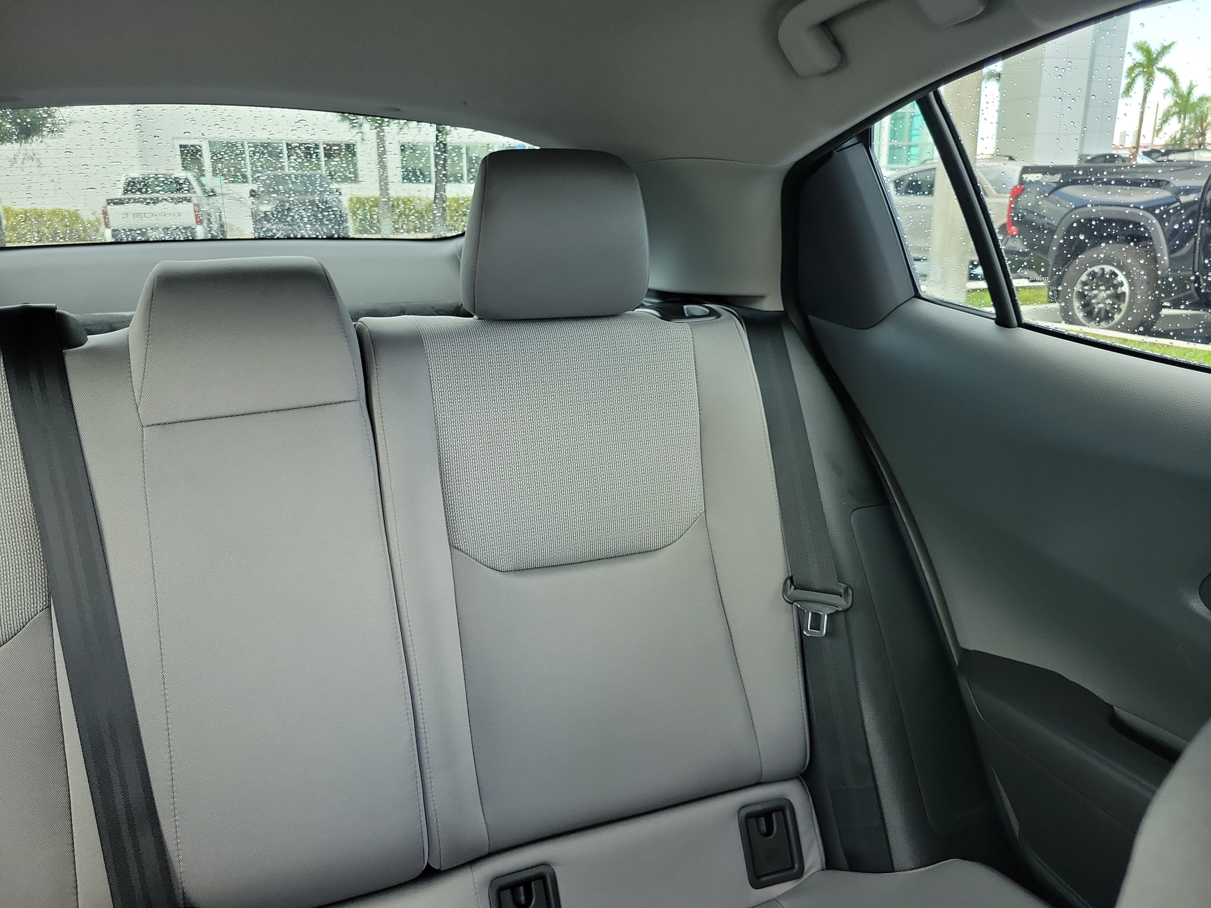 2025 Toyota Prius LE