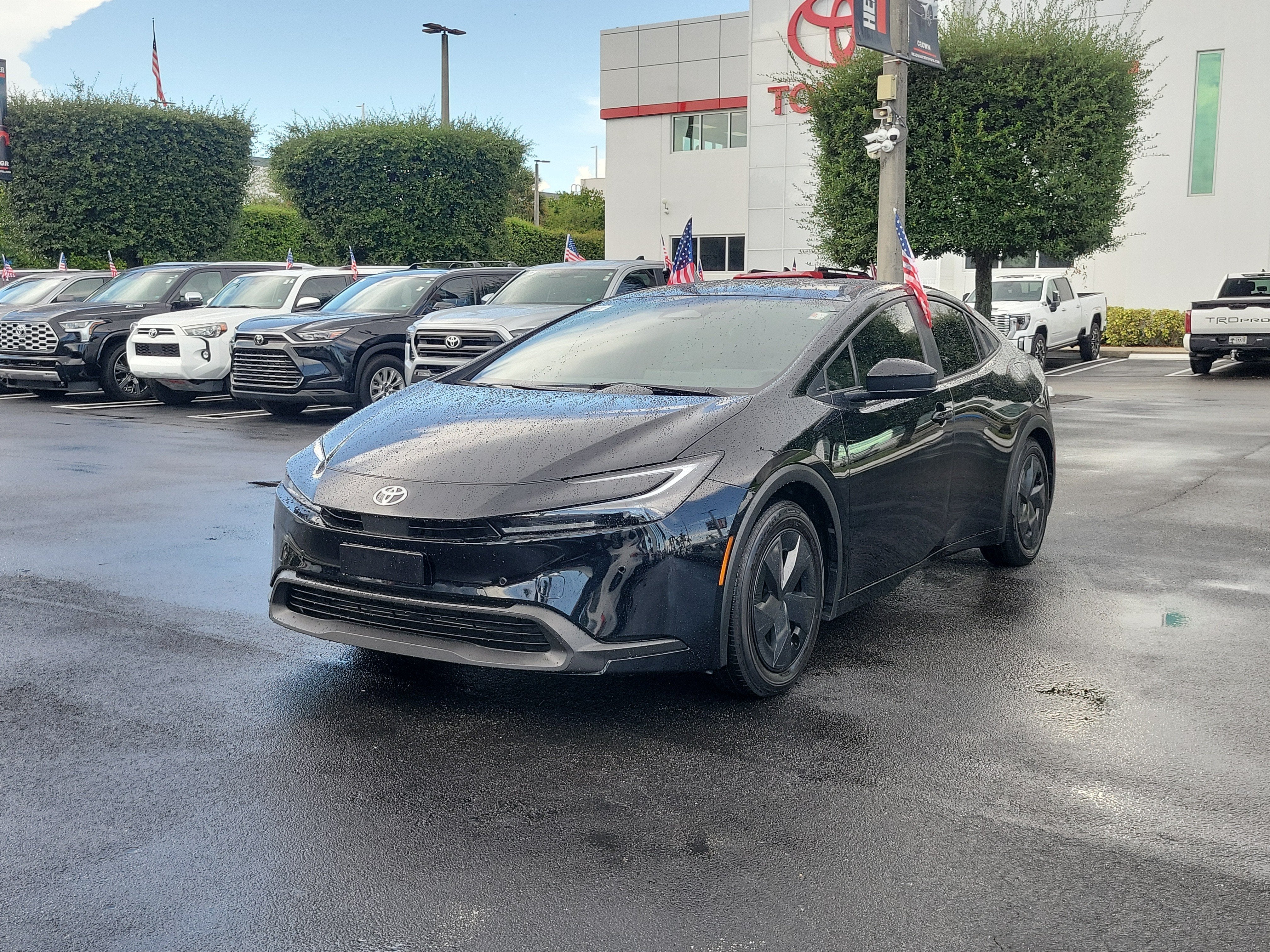 2025 Toyota Prius LE