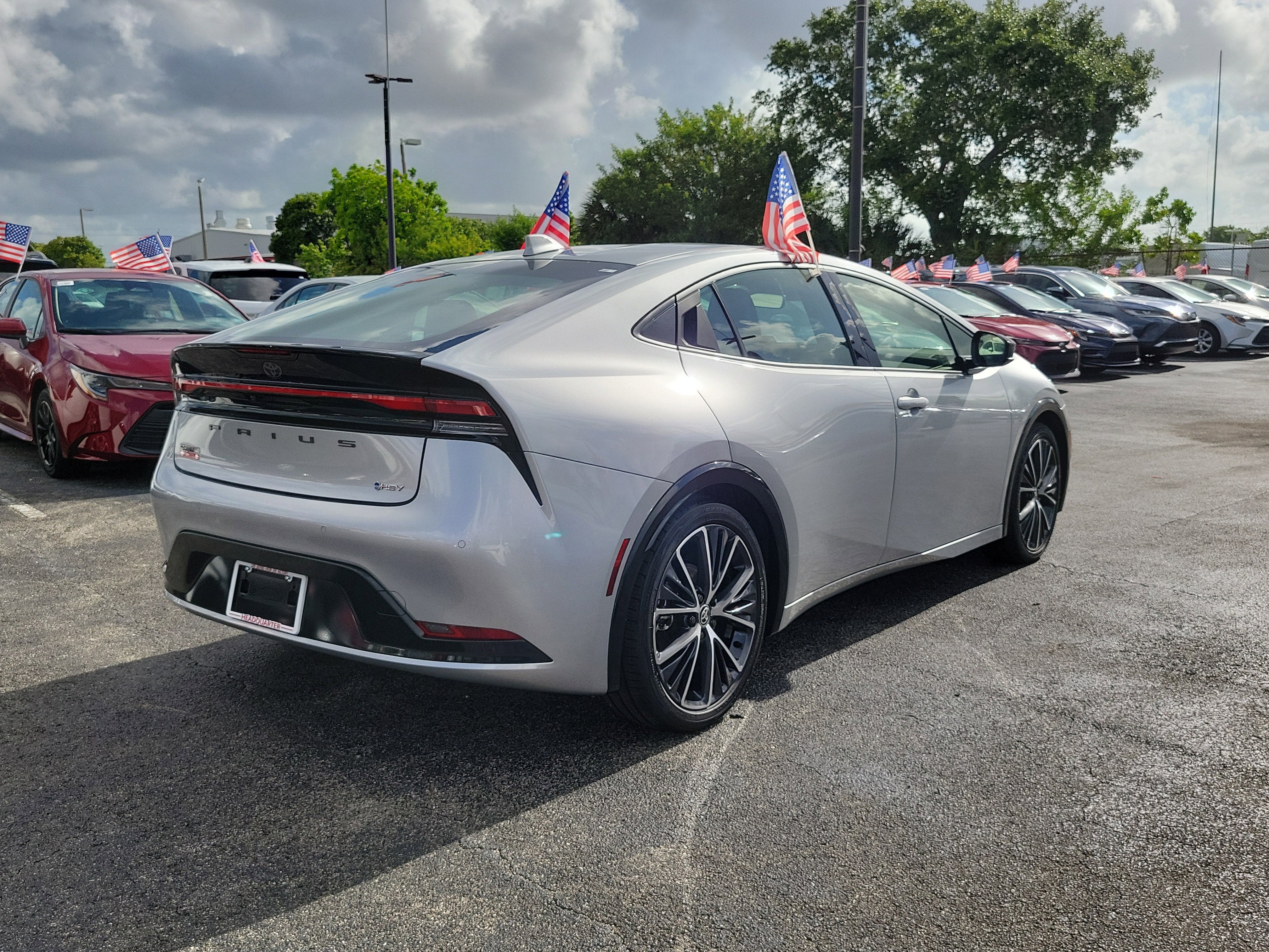 2025 Toyota Prius LE