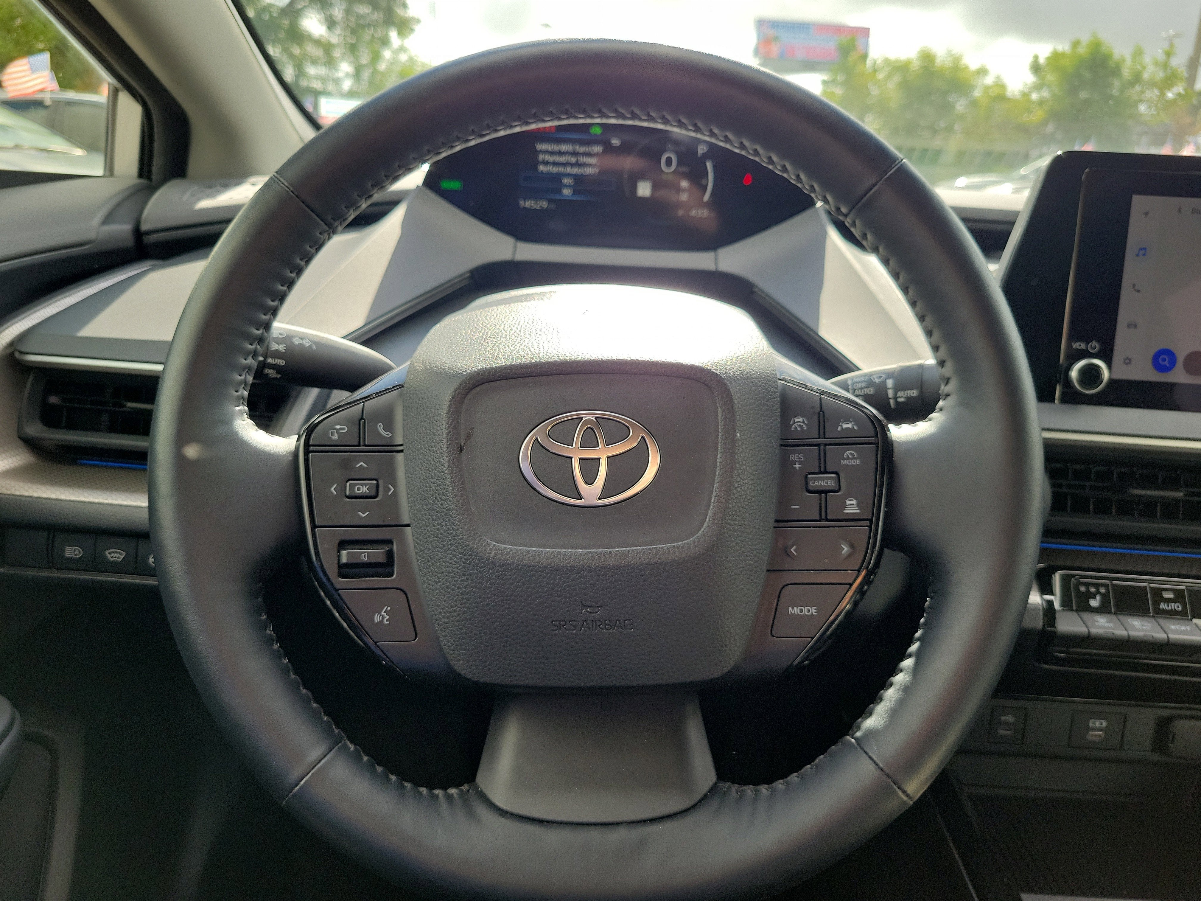 2025 Toyota Prius LE
