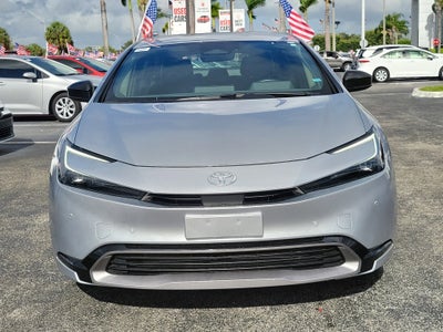2025 Toyota Prius LE