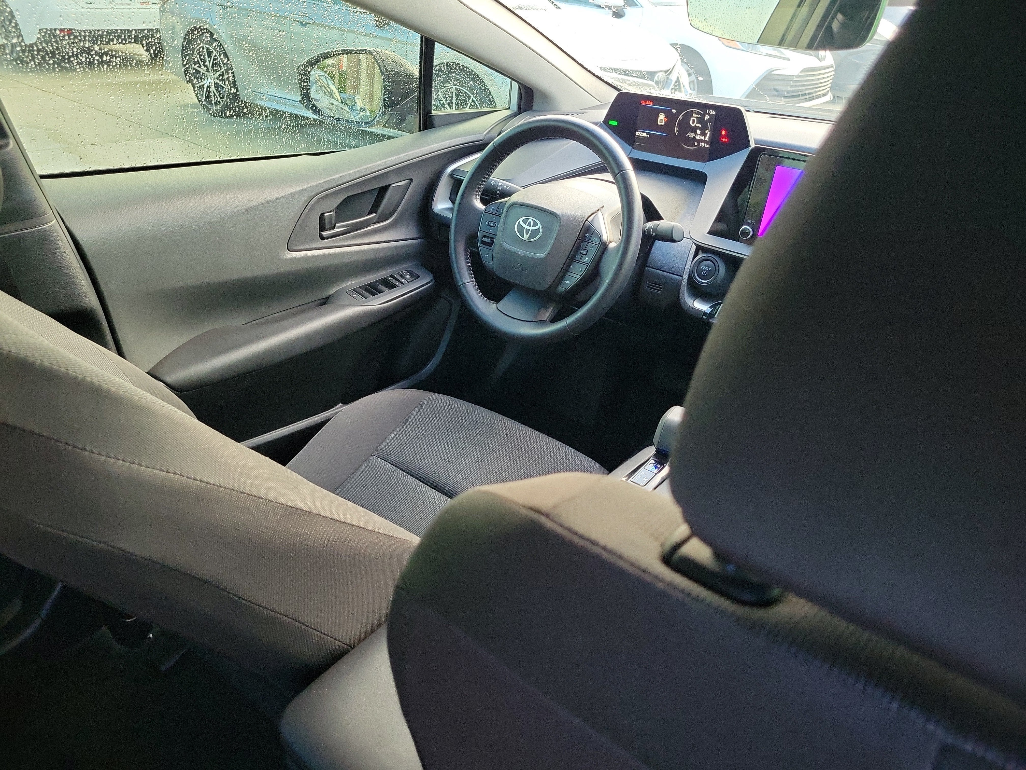 2025 Toyota Prius LE