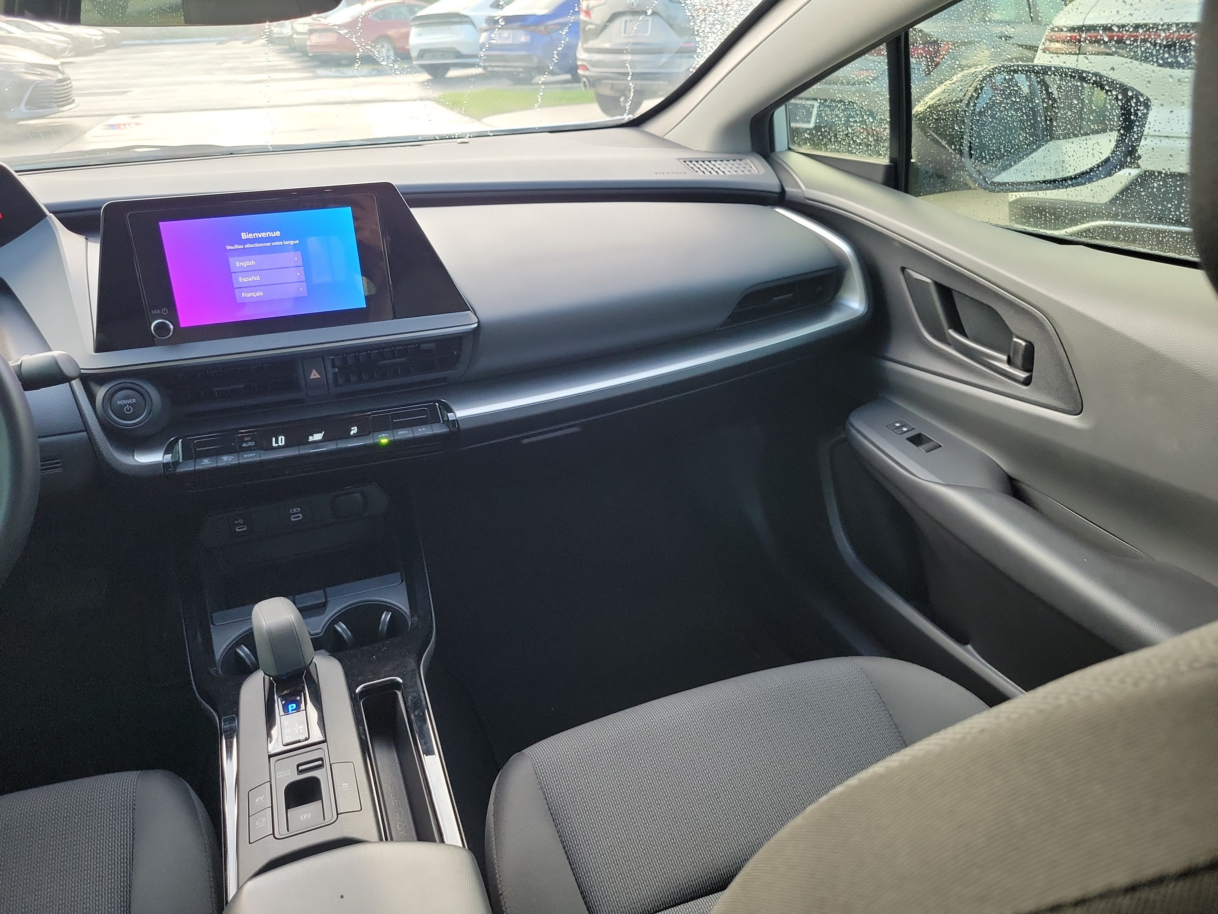 2025 Toyota Prius LE