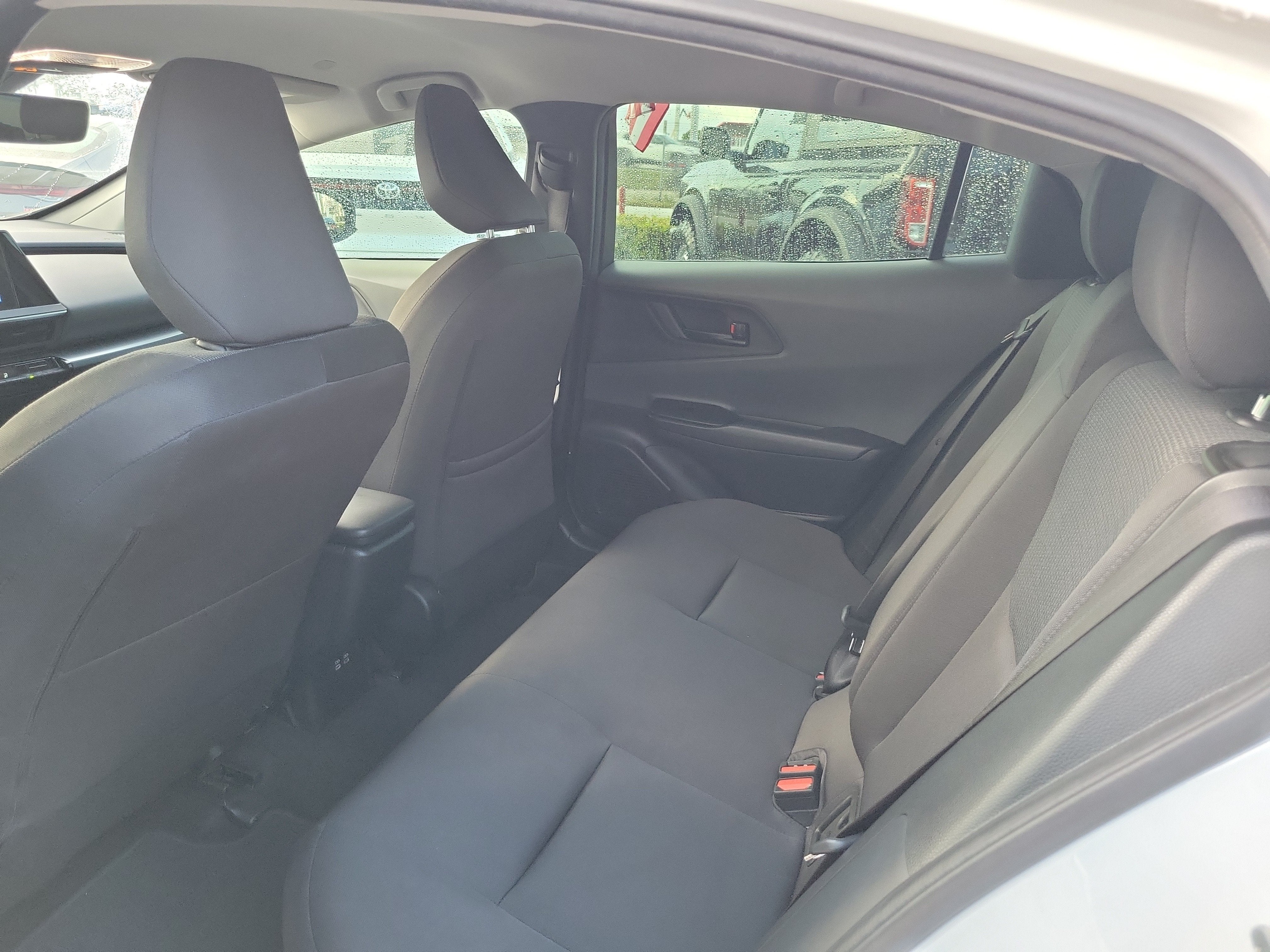 2025 Toyota Prius LE