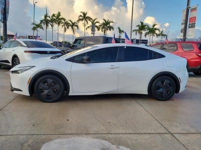 2025 Toyota Prius LE