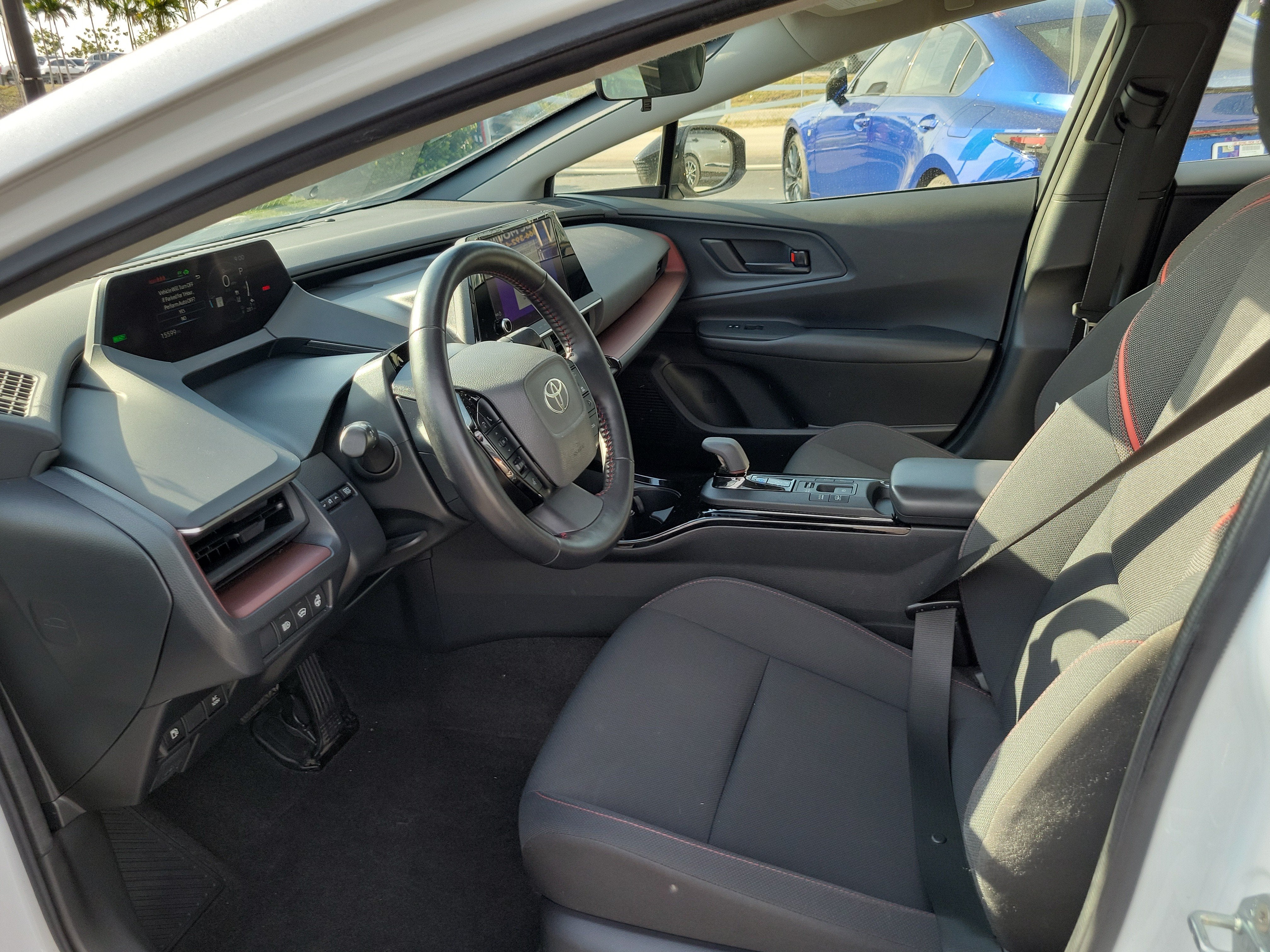 2024 Toyota Prius Prime SE