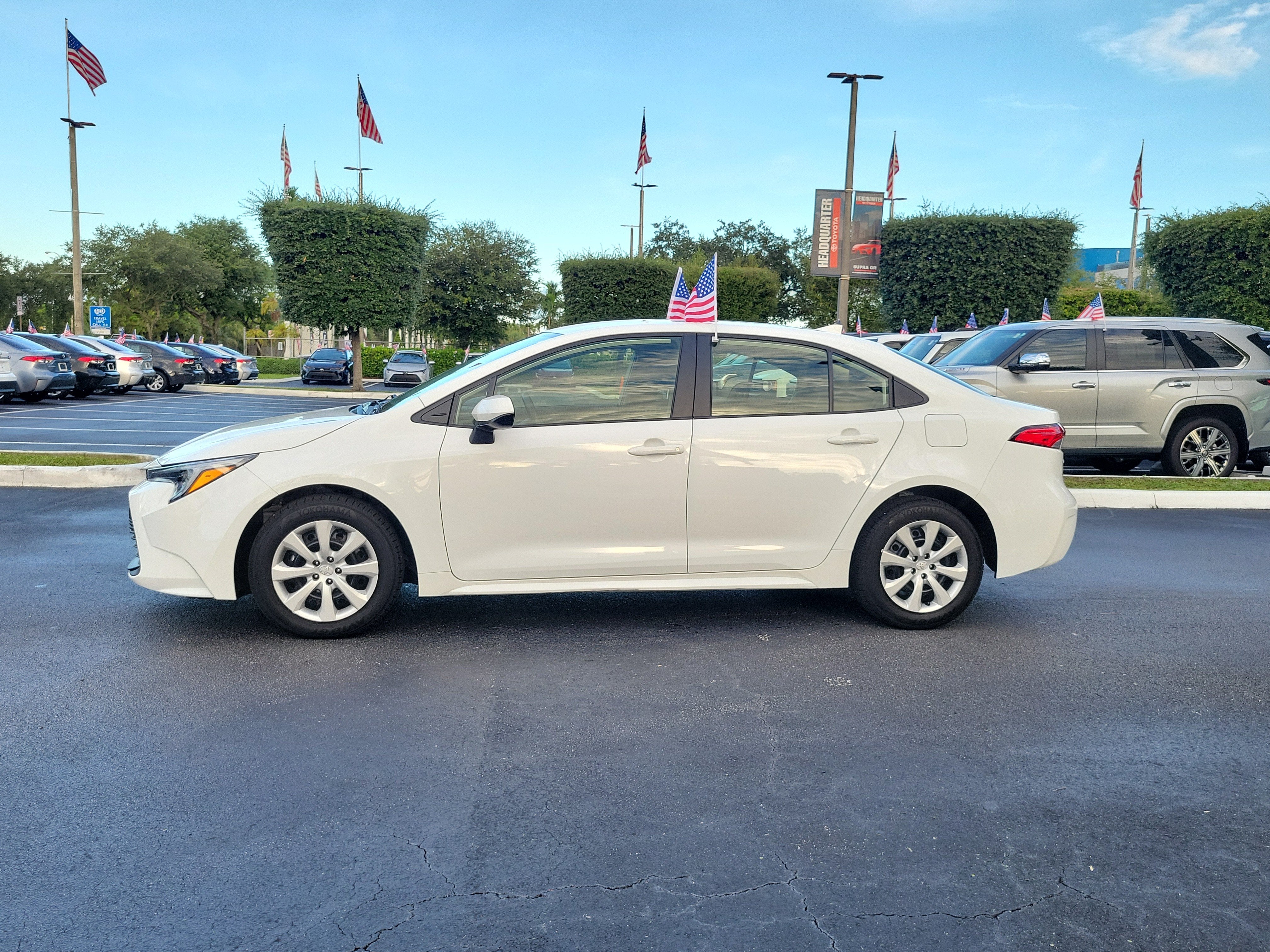 2025 Toyota Corolla Hybrid LE