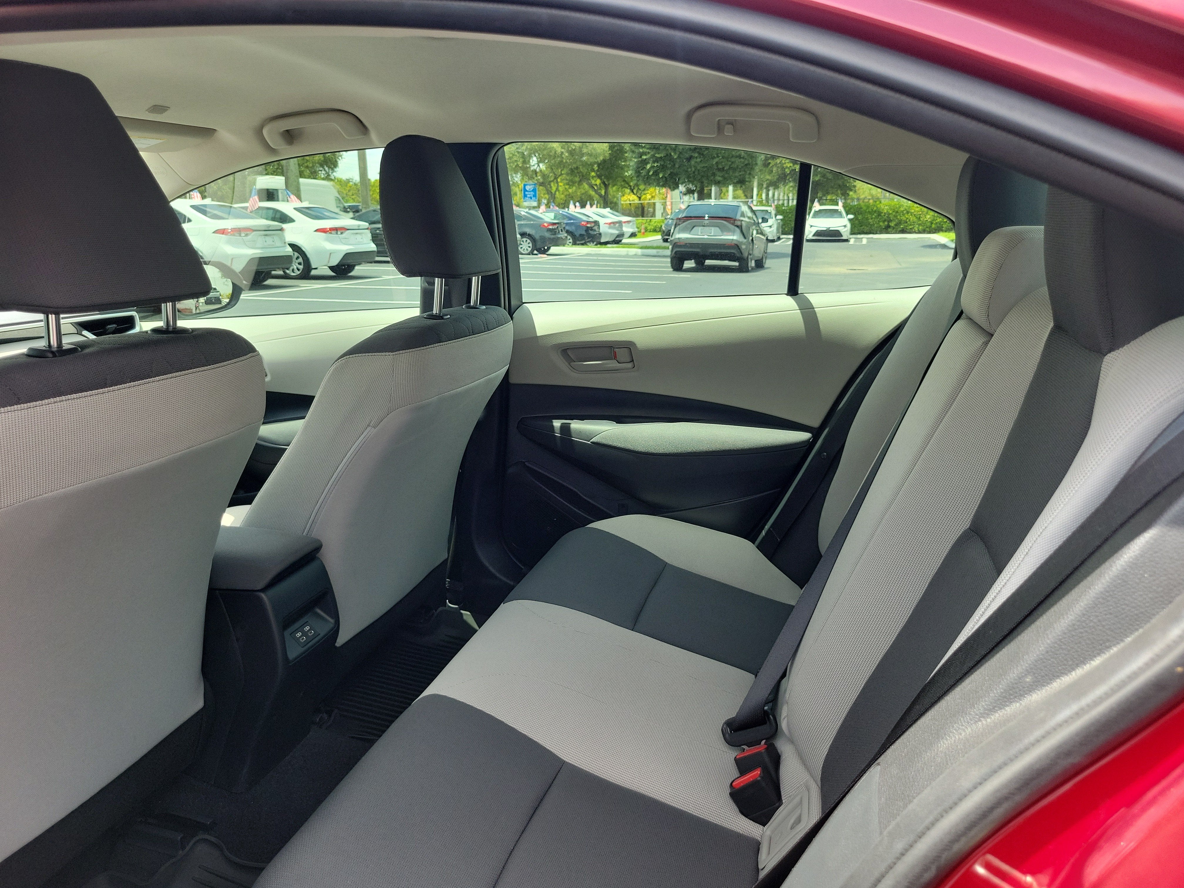 2025 Toyota Corolla Hybrid LE