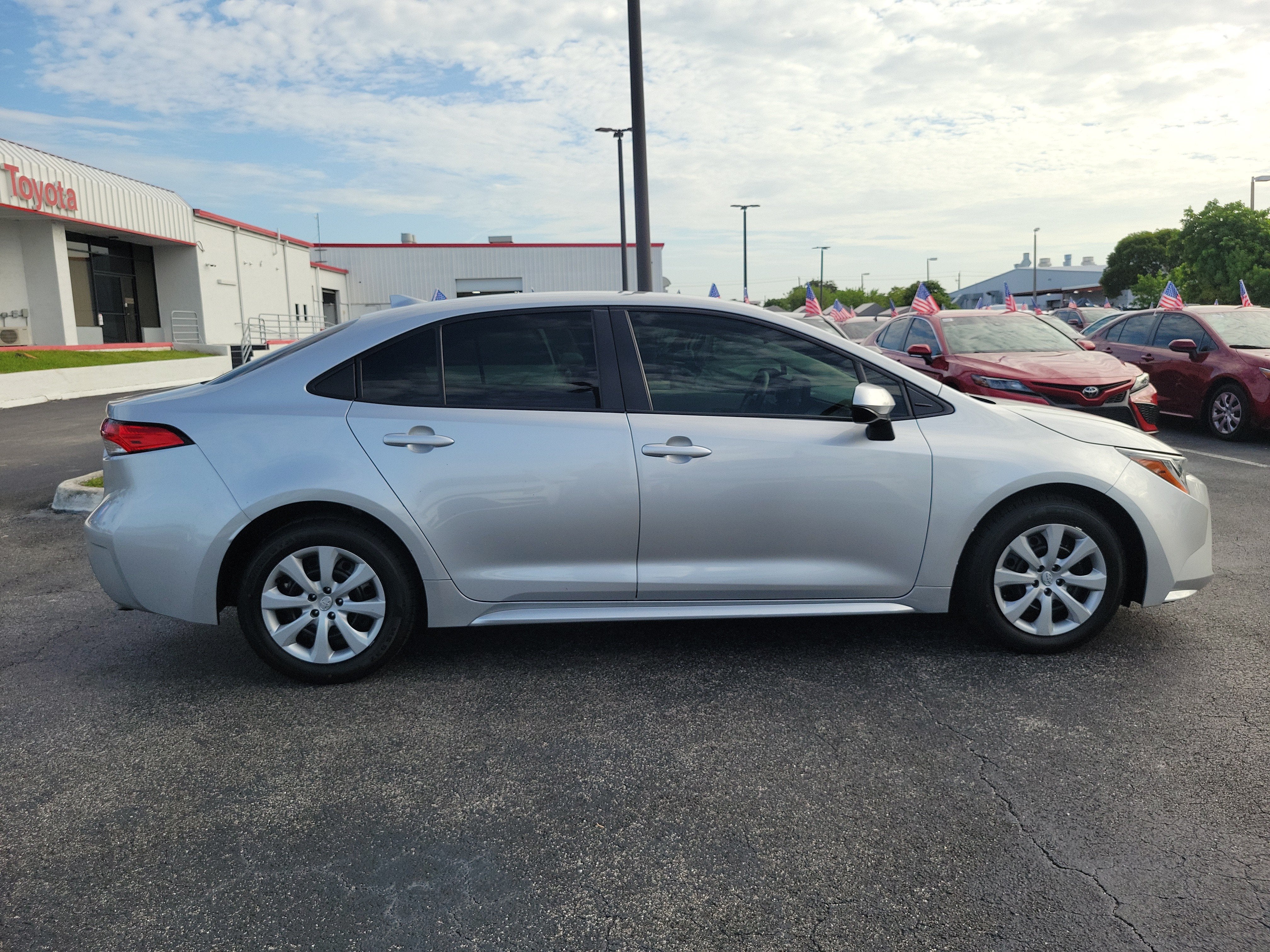 2022 Toyota Corolla LE