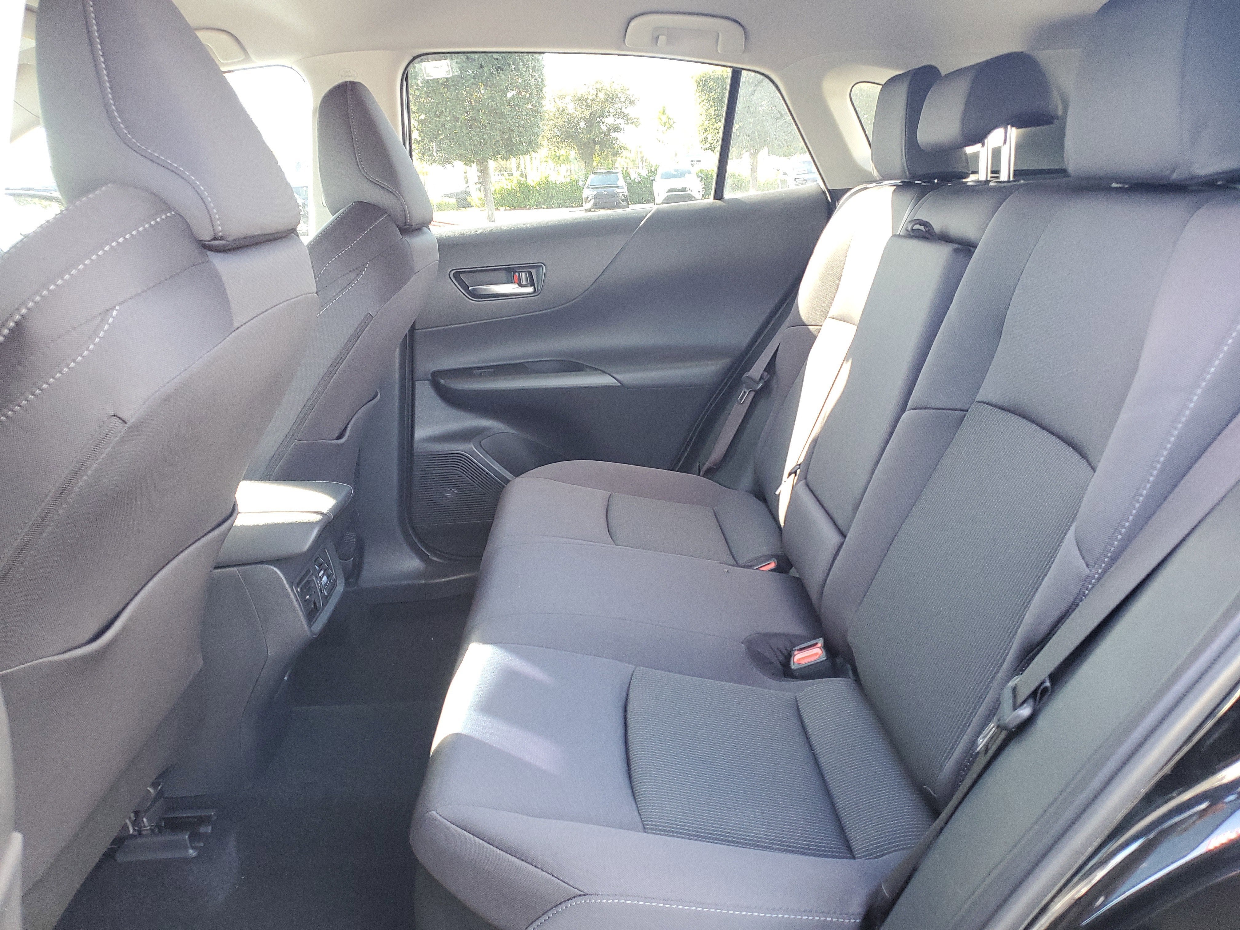 2024 Toyota Venza LE