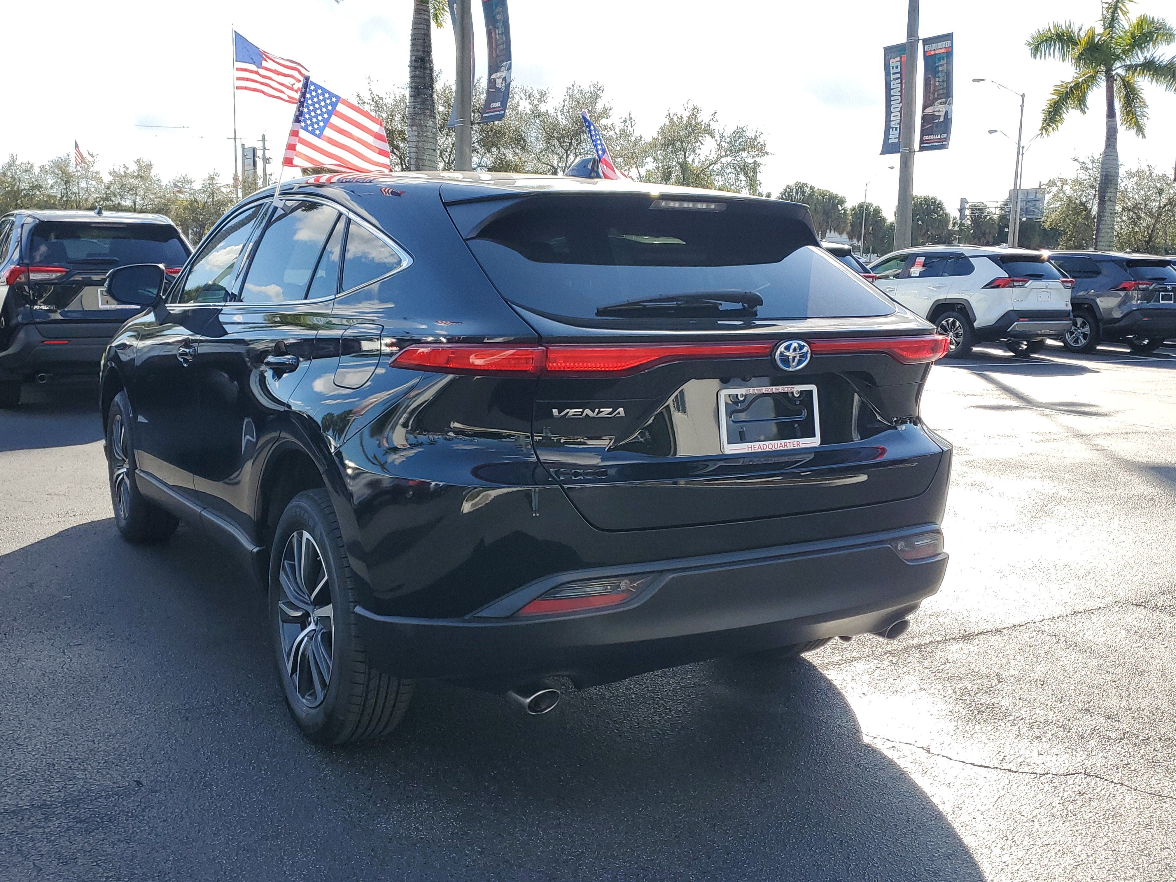 2024 Toyota Venza LE