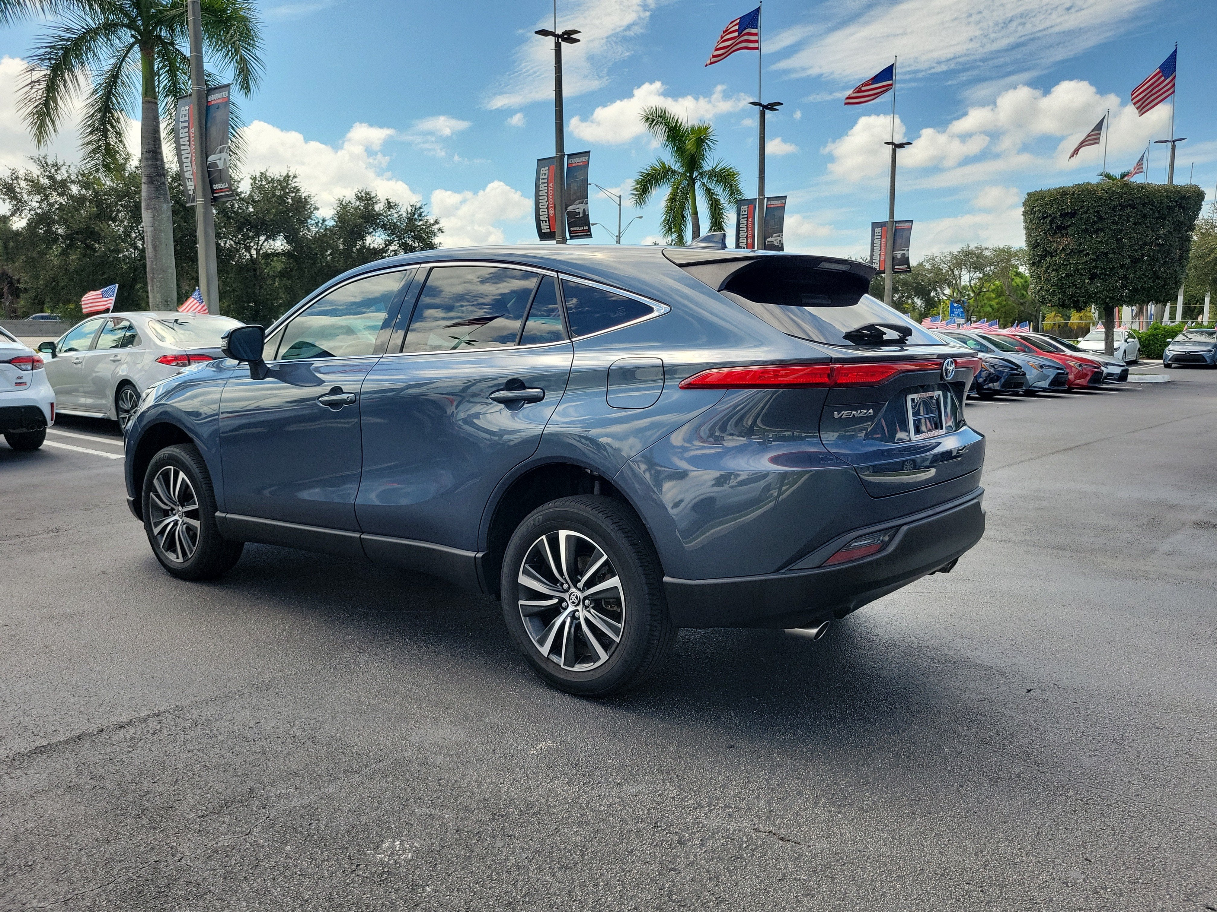 2023 Toyota Venza XLE