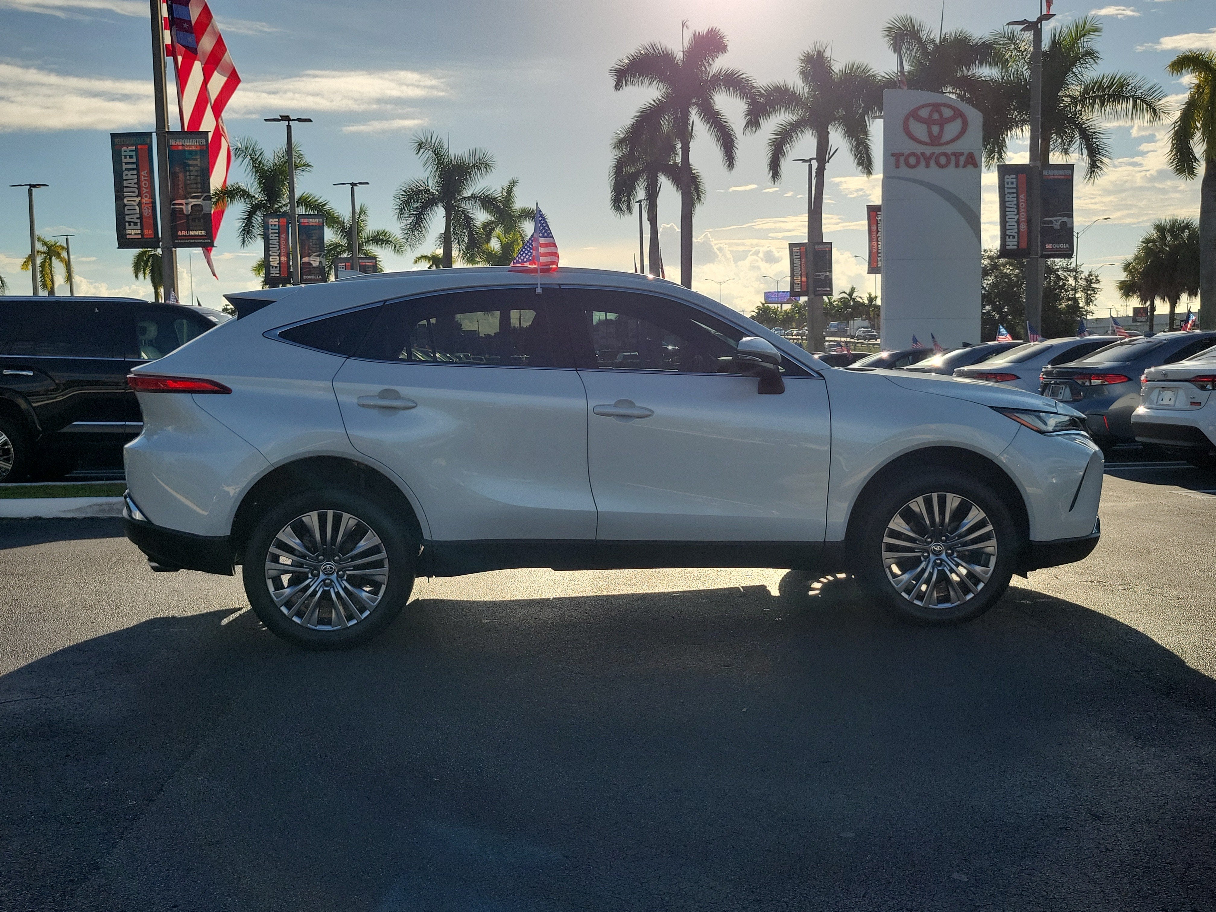 2023 Toyota Venza XLE
