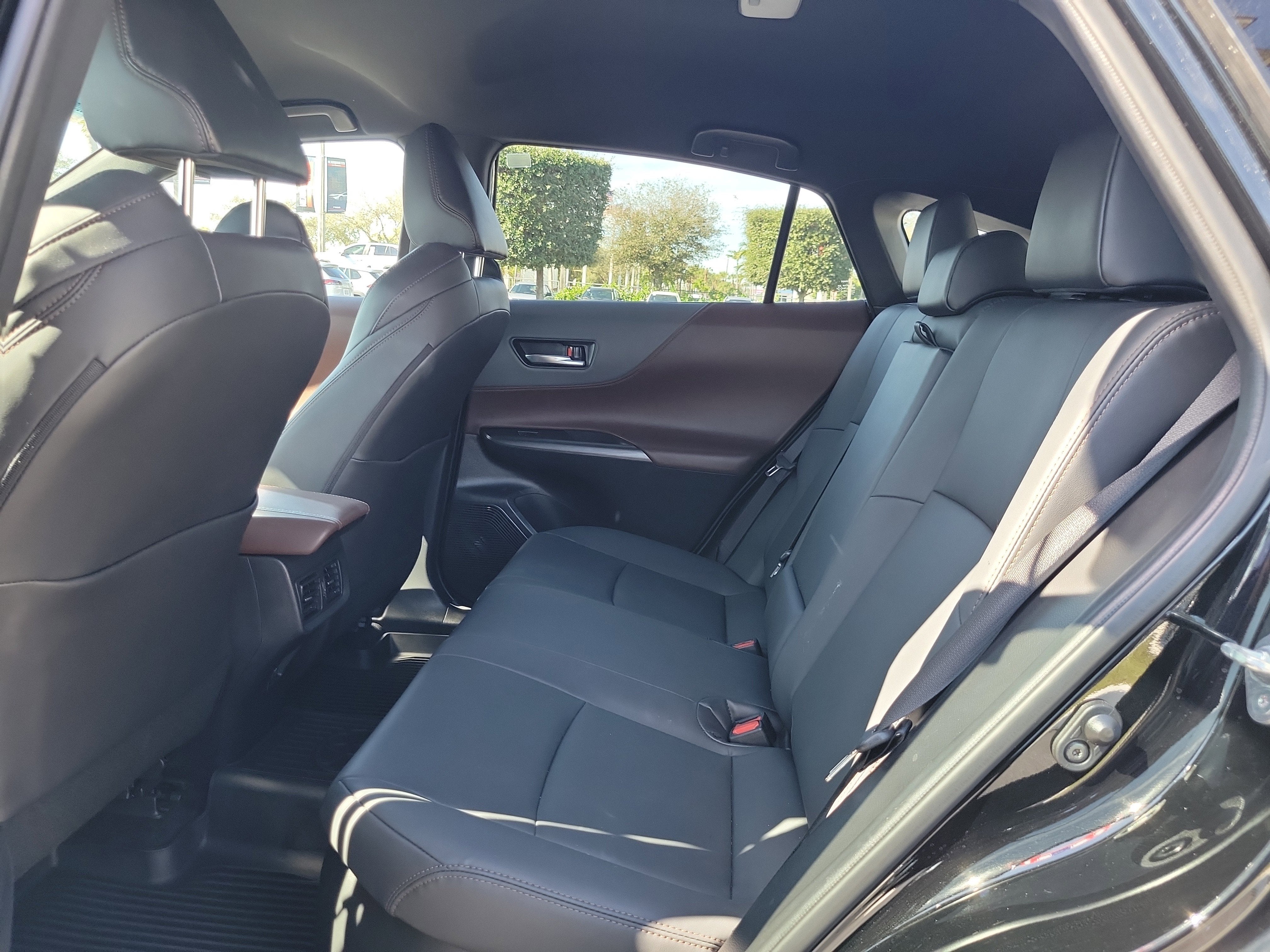 2024 Toyota Venza LE