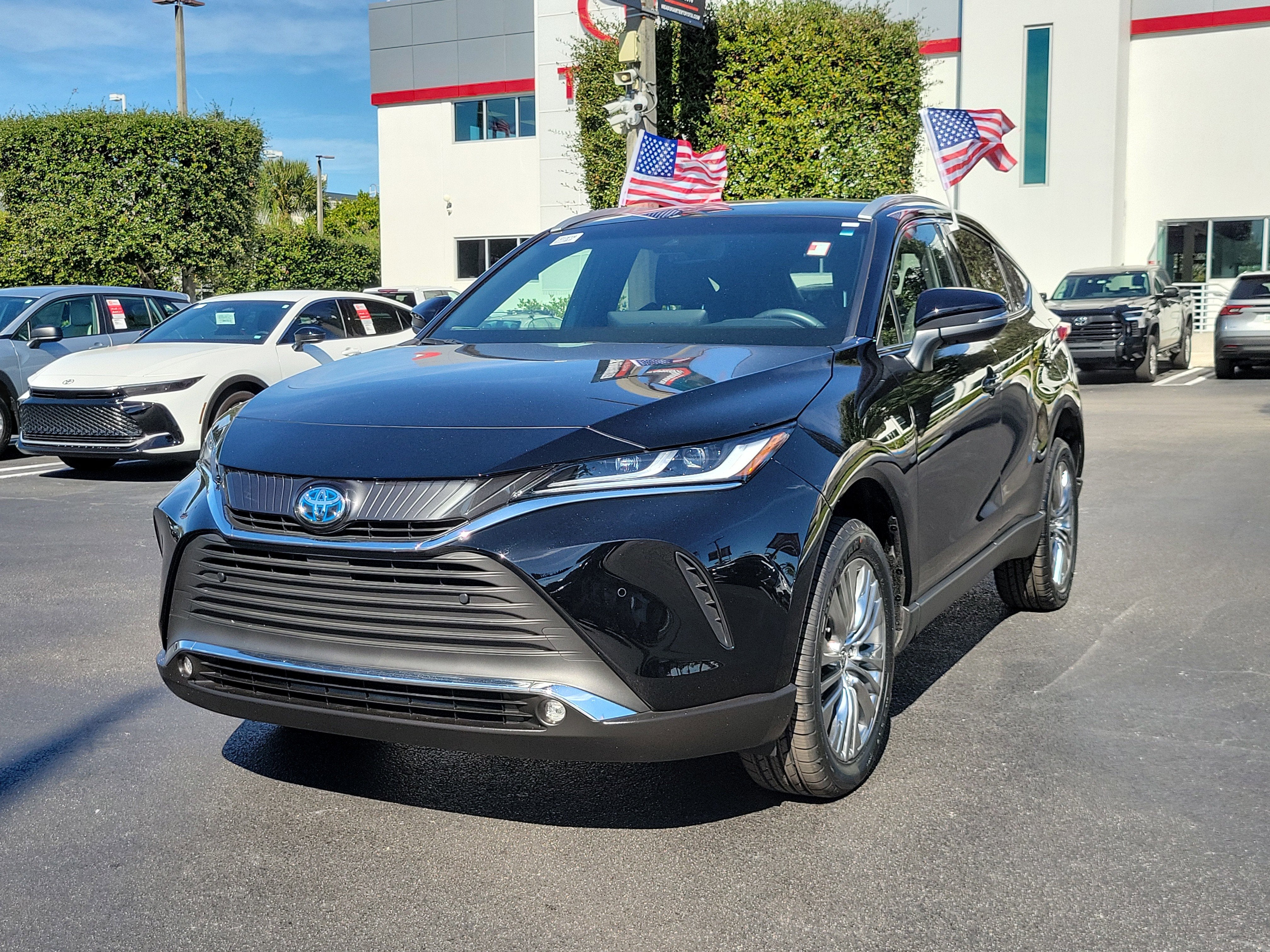 2024 Toyota Venza LE