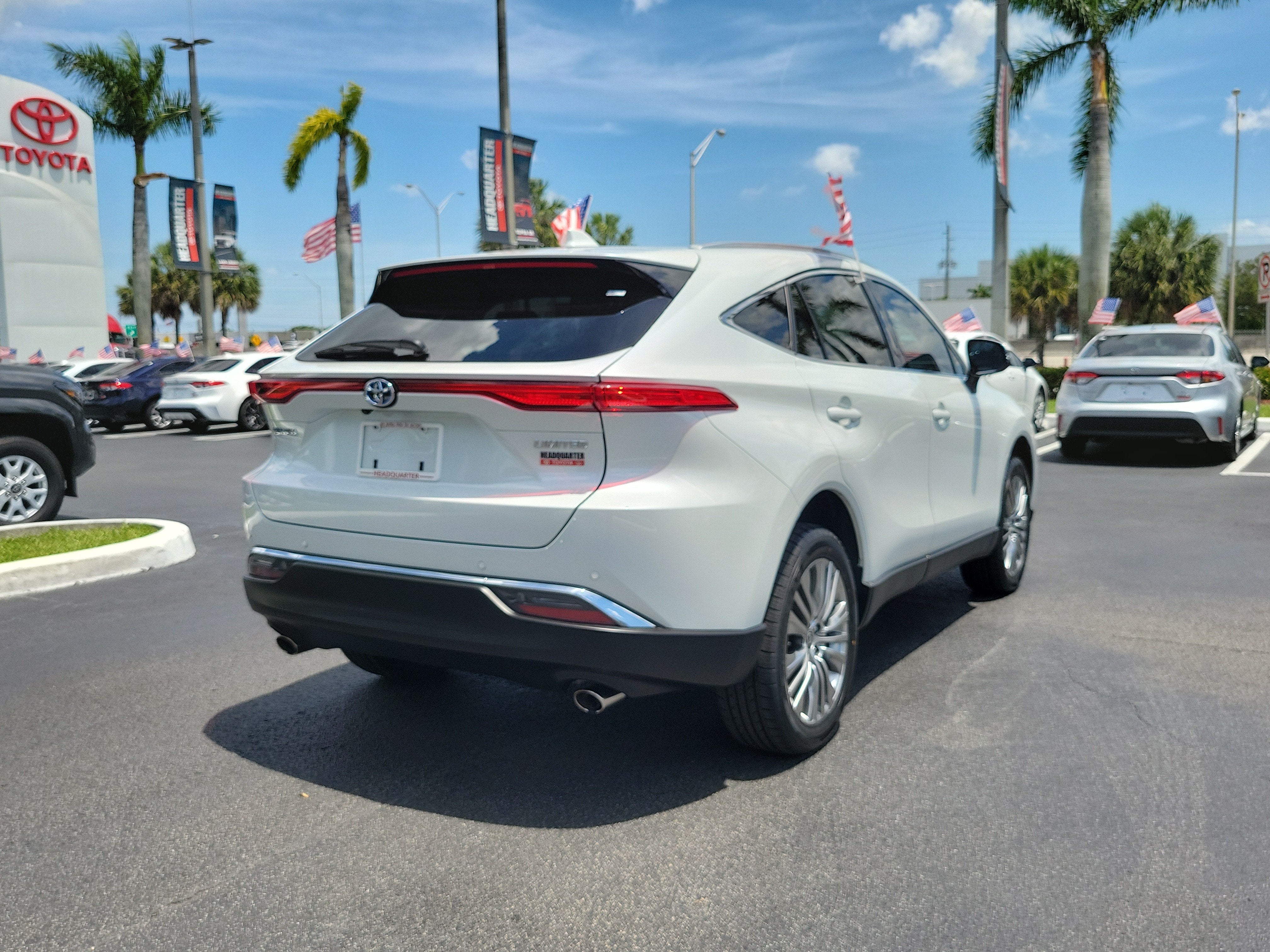 2023 Toyota Venza LE