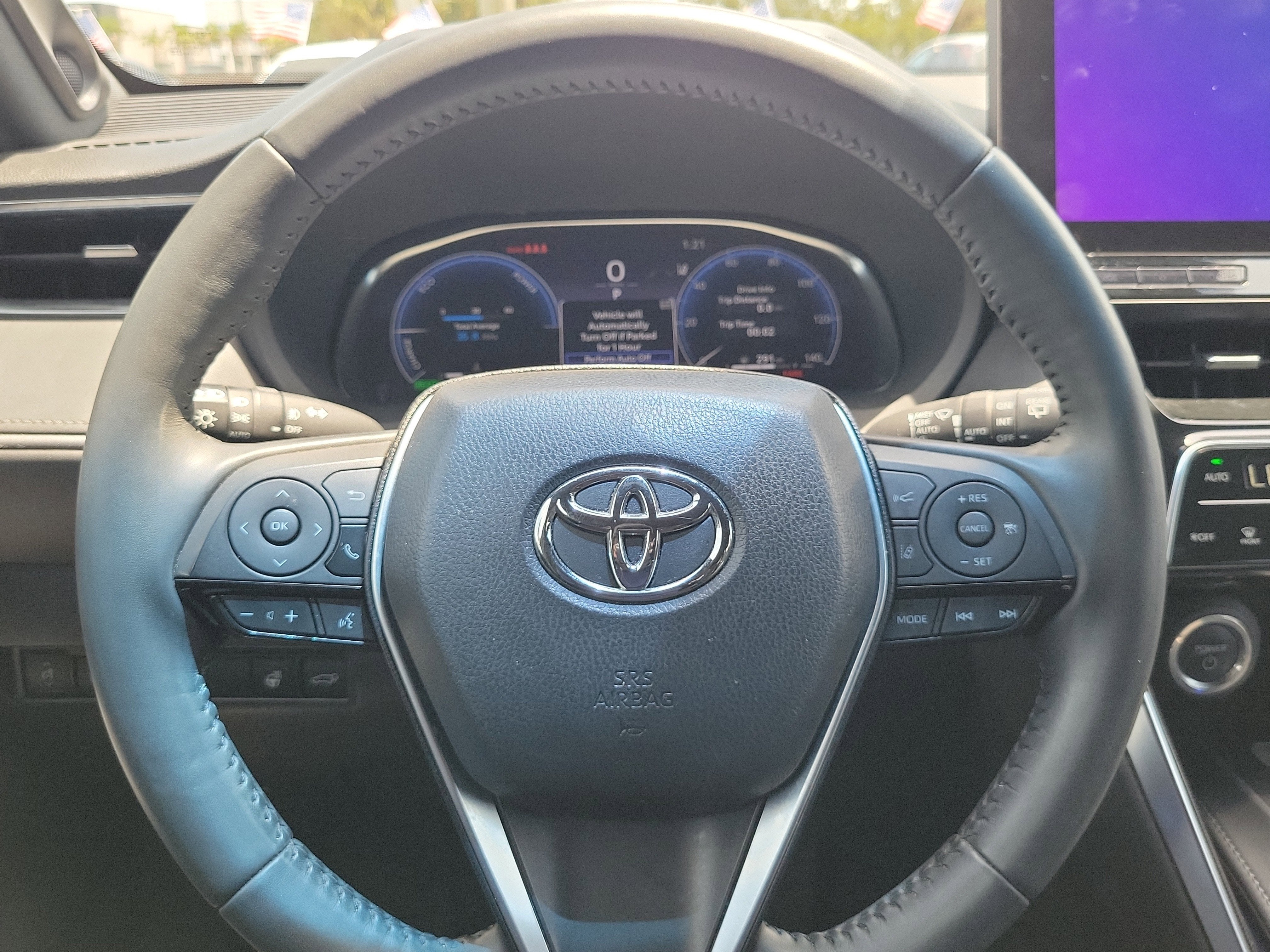 2023 Toyota Venza LE