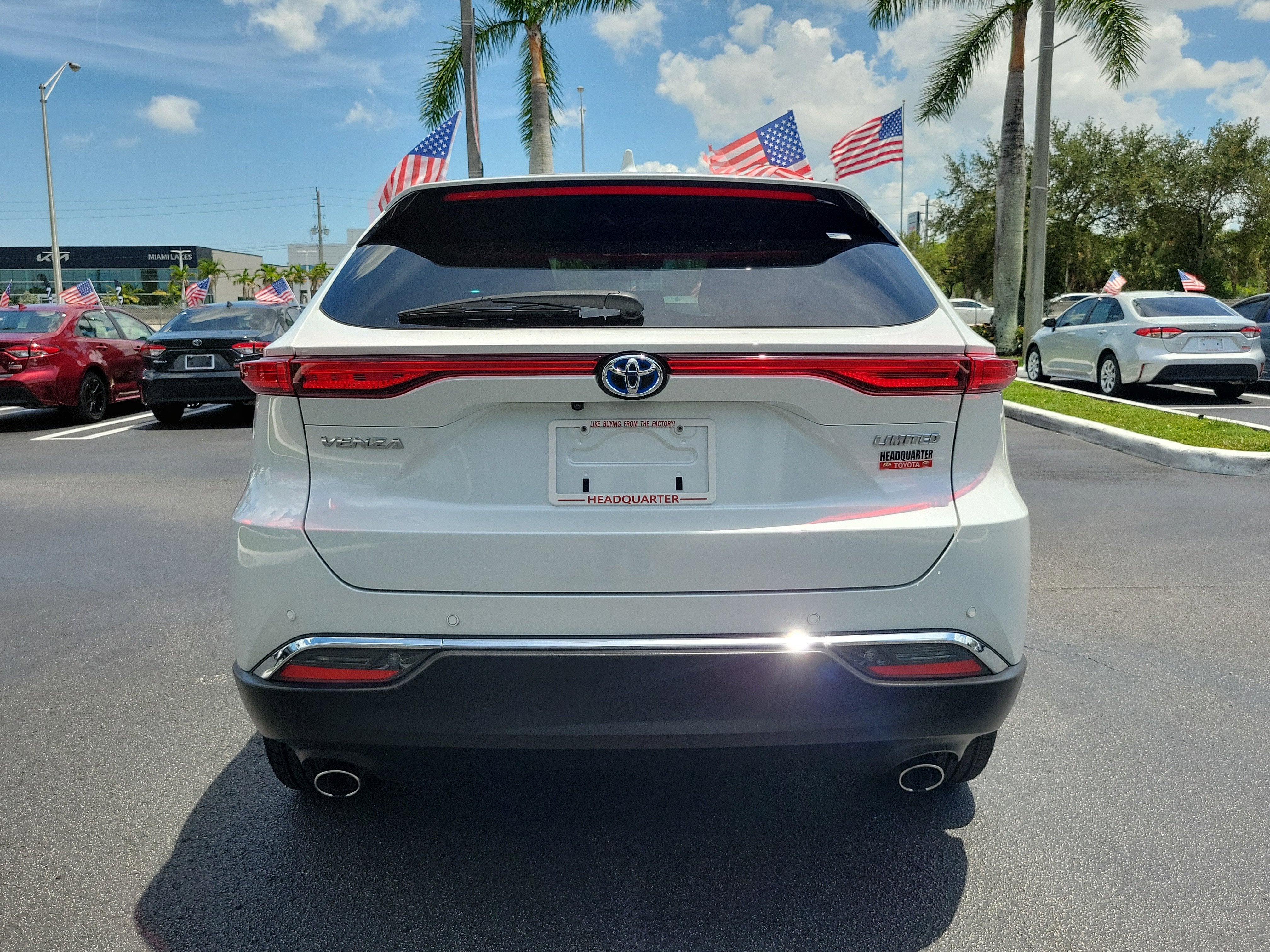 2023 Toyota Venza LE