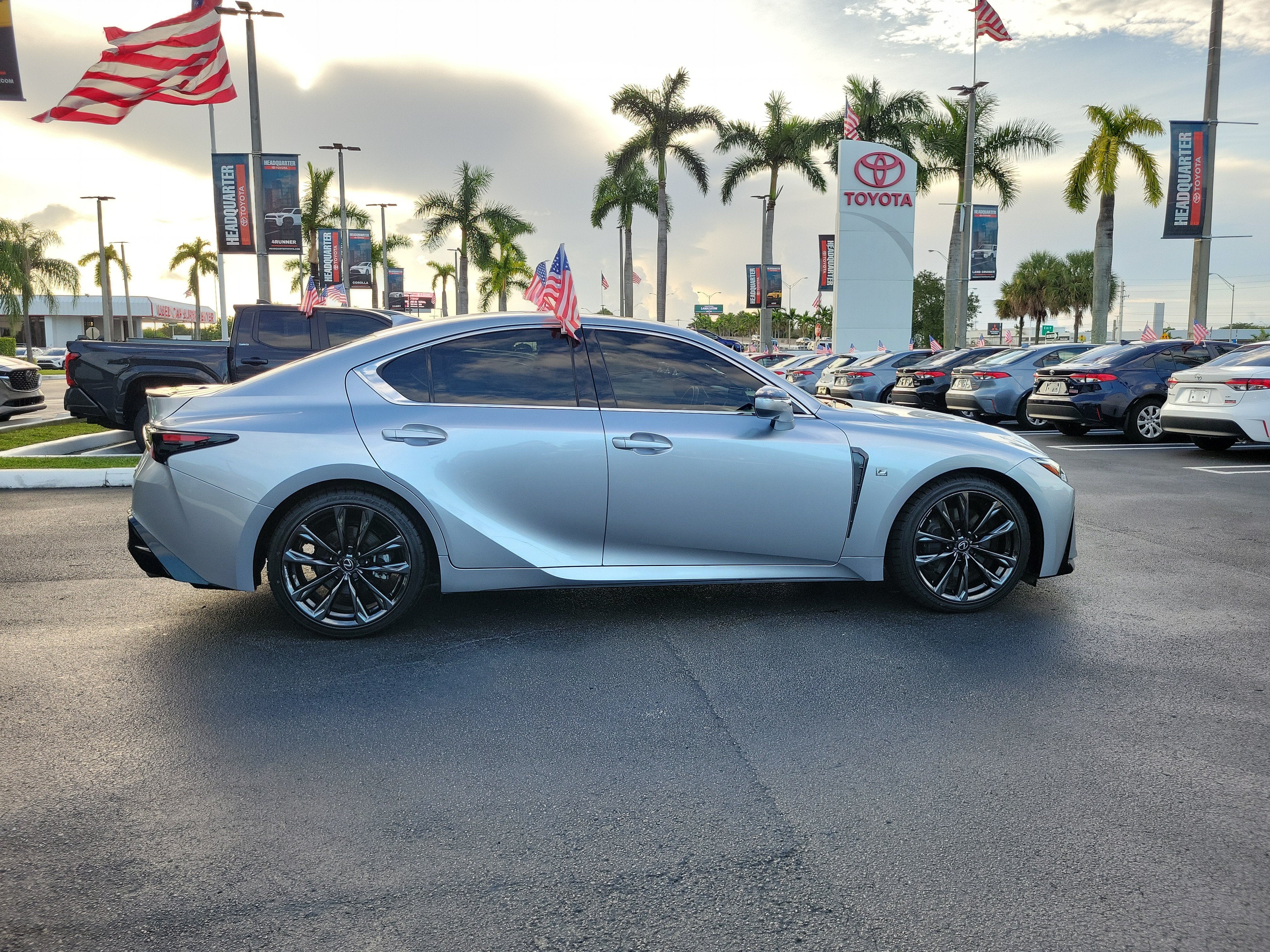 2024 Lexus IS IS 350 F SPORT Design