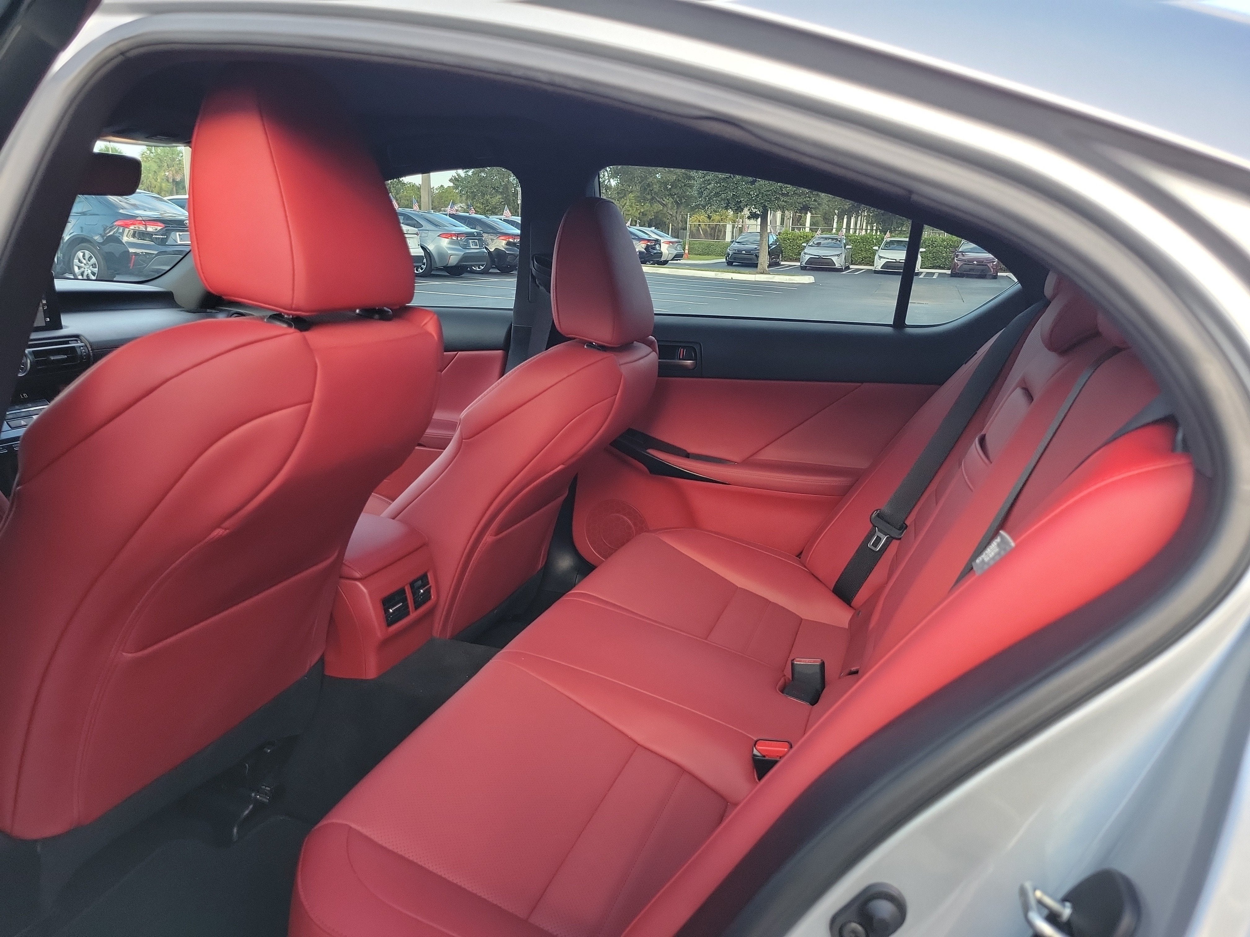 2024 Lexus IS IS 350 F SPORT Design