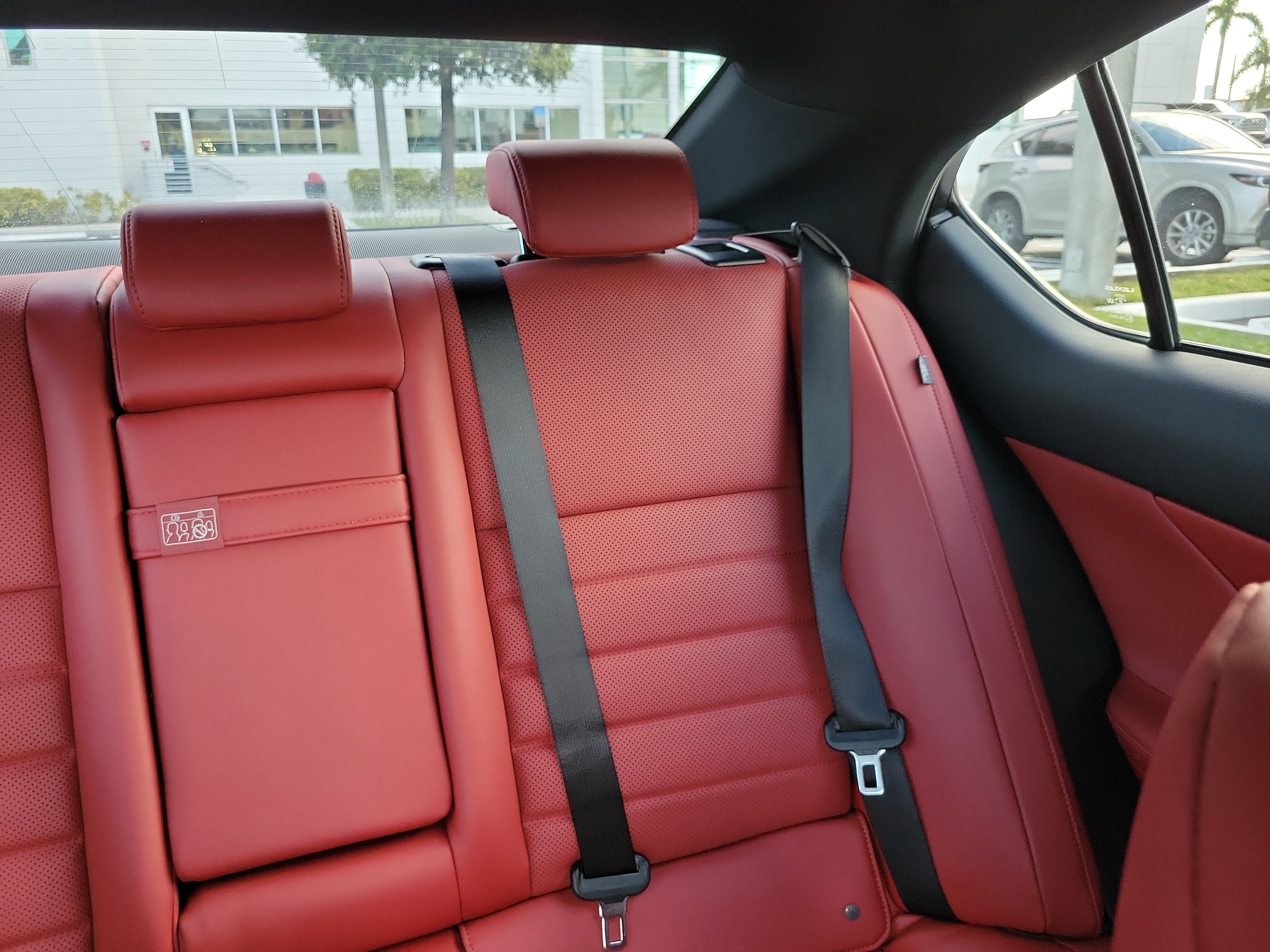 2024 Lexus IS IS 350 F SPORT Design
