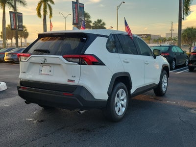 2025 Toyota RAV4 LE