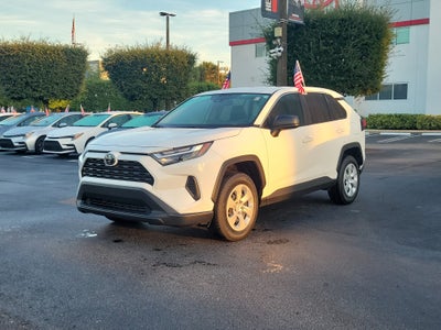 2025 Toyota RAV4 LE