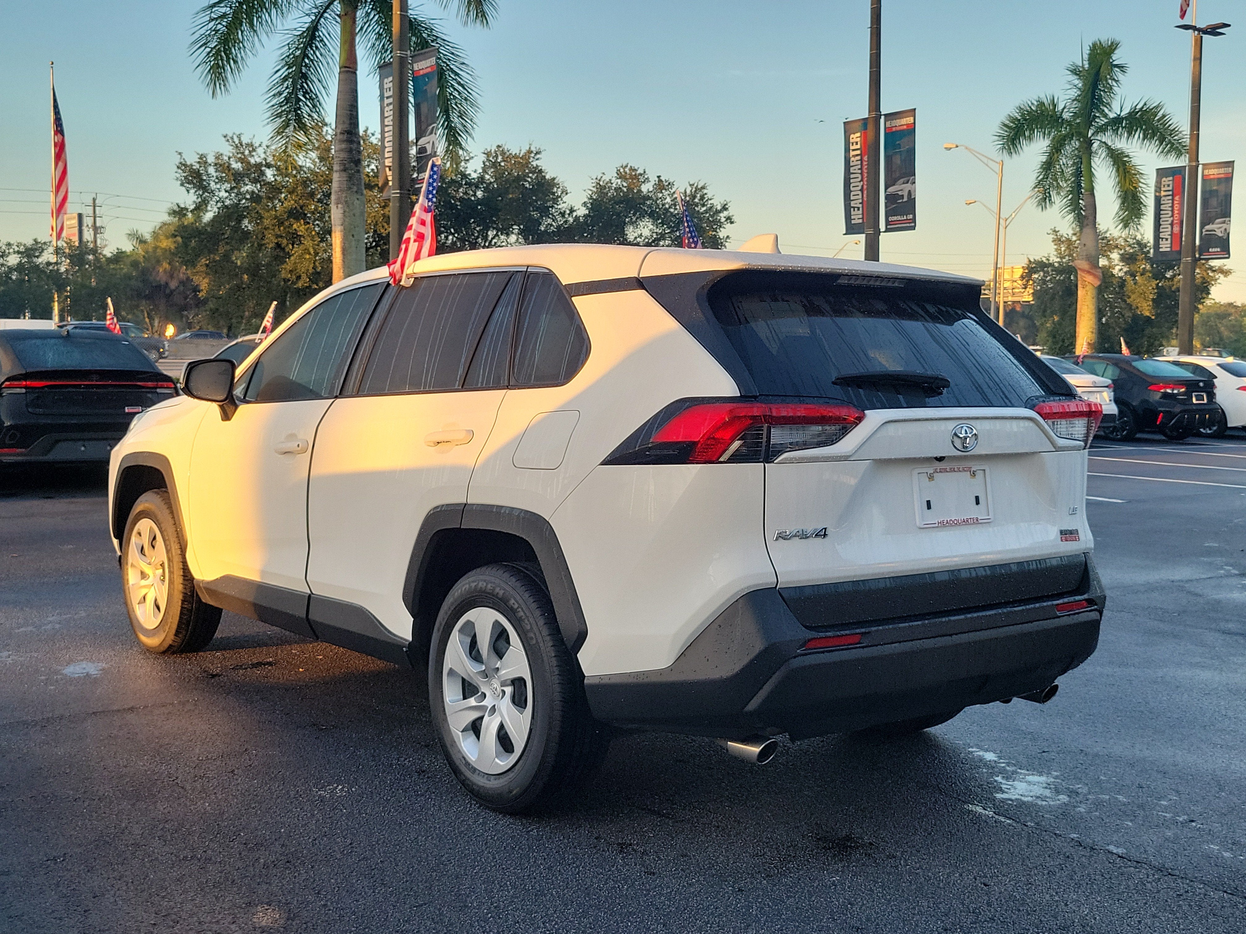 2025 Toyota RAV4 LE