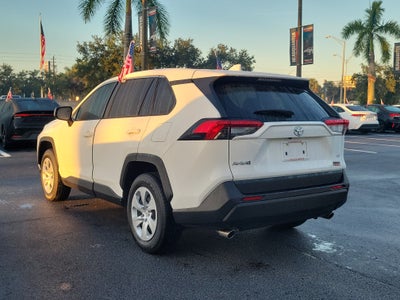 2025 Toyota RAV4 LE