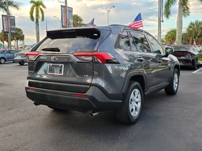 2020 Toyota RAV4 LE