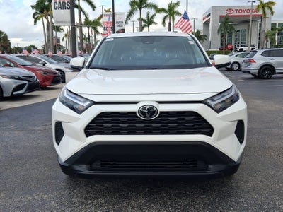 2025 Toyota RAV4 LE
