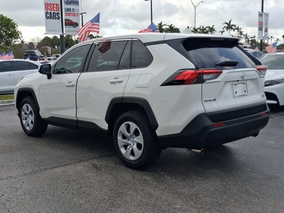 2025 Toyota RAV4 LE