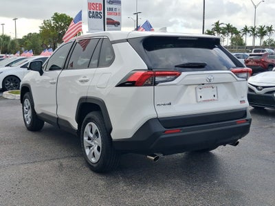2025 Toyota RAV4 LE