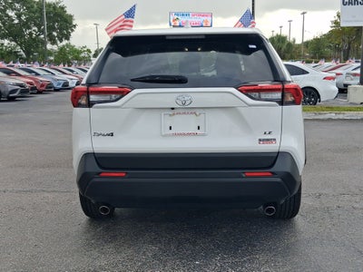2025 Toyota RAV4 LE