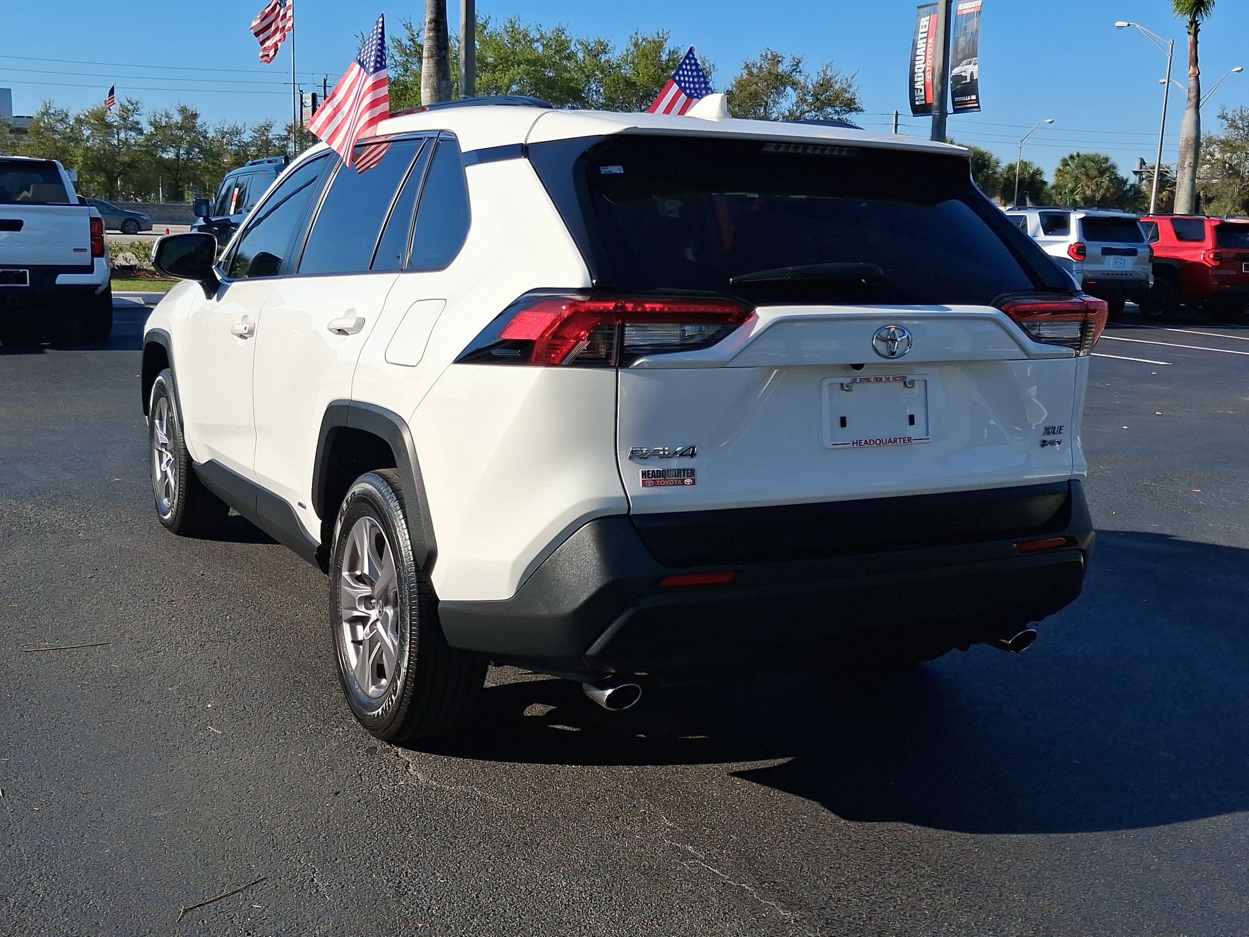 2025 Toyota RAV4 Hybrid XLE