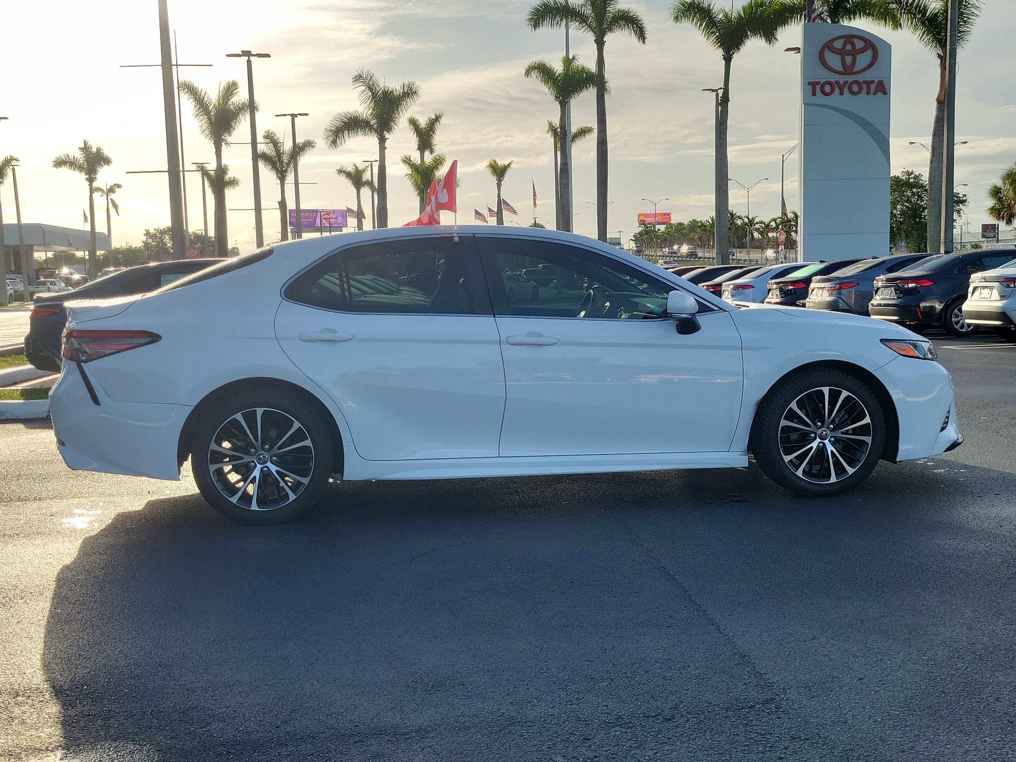2018 Toyota Camry SE
