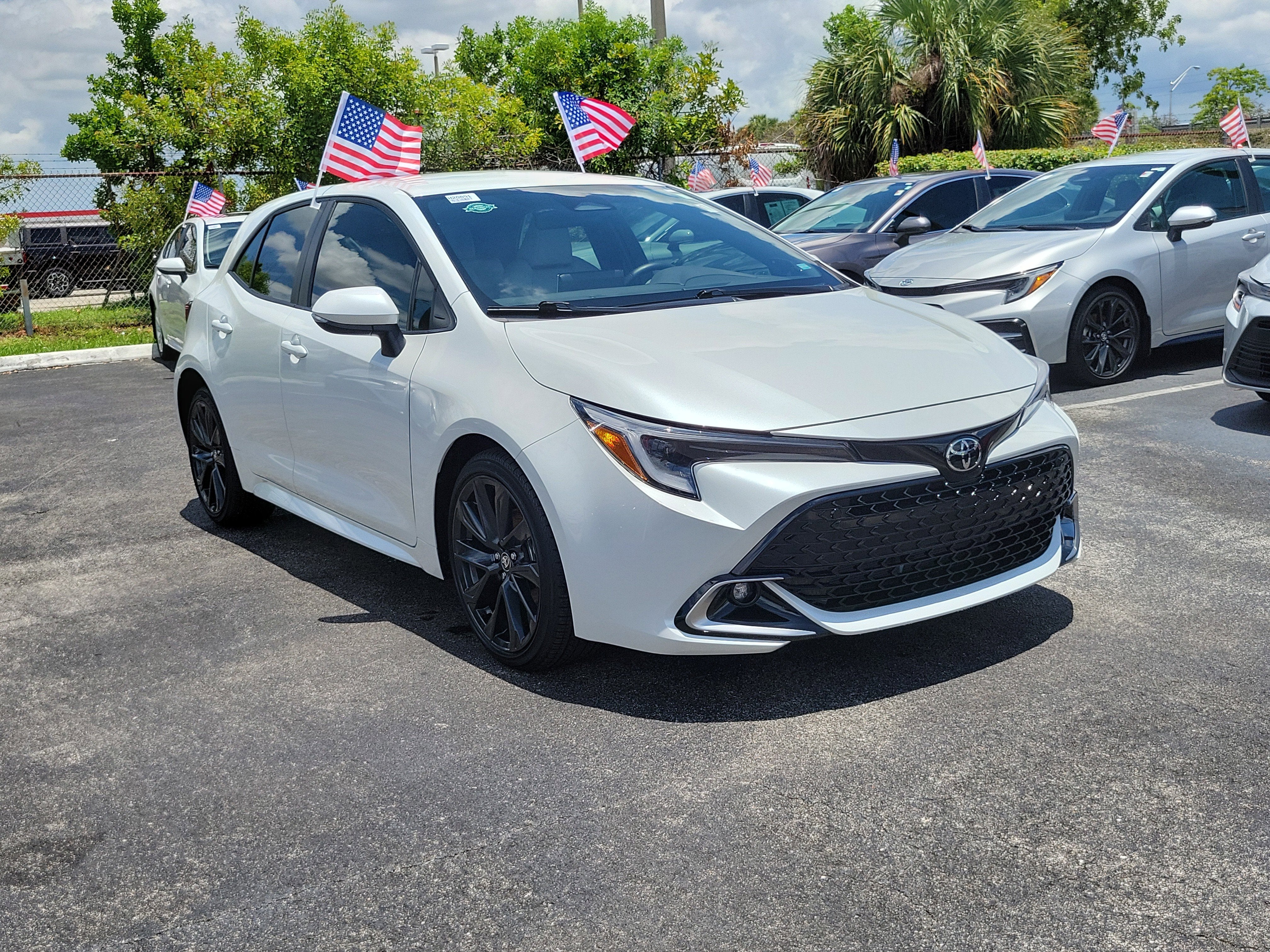 2025 Toyota Corolla Hatchback XSE