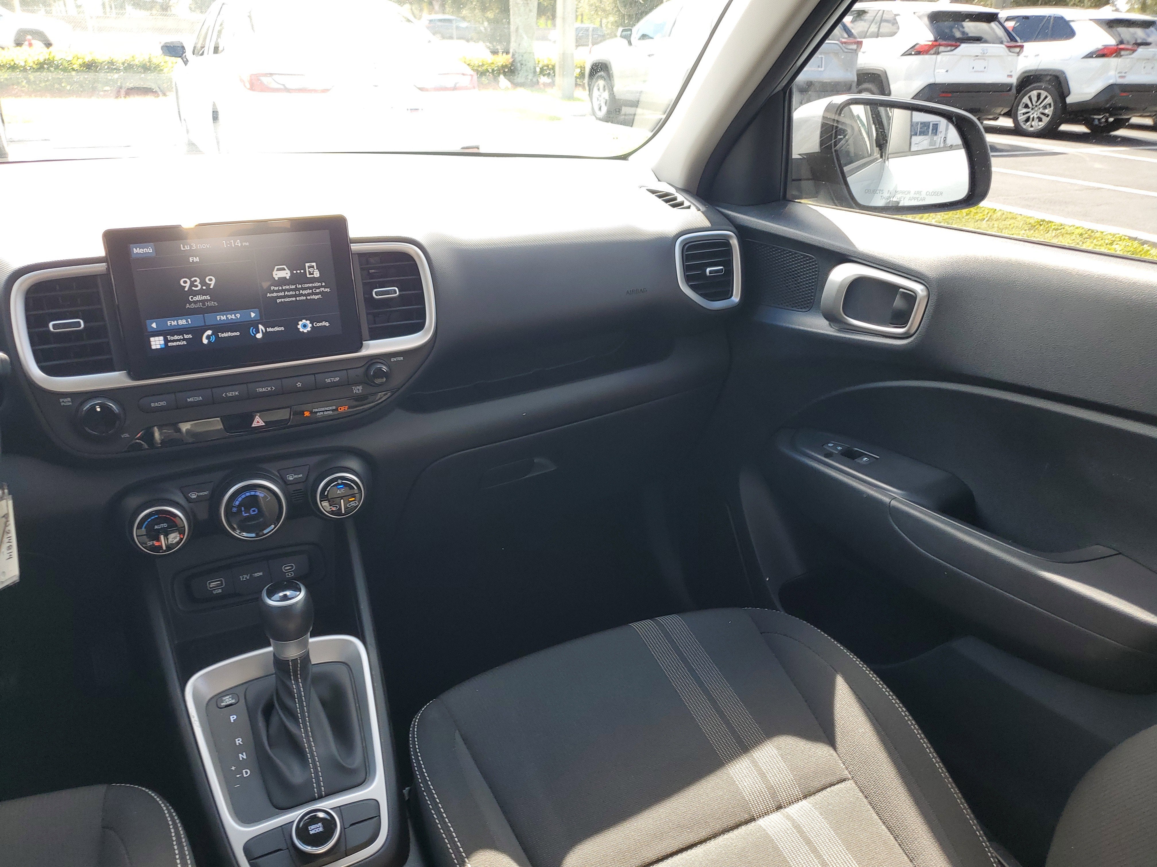 2023 Hyundai Venue SEL