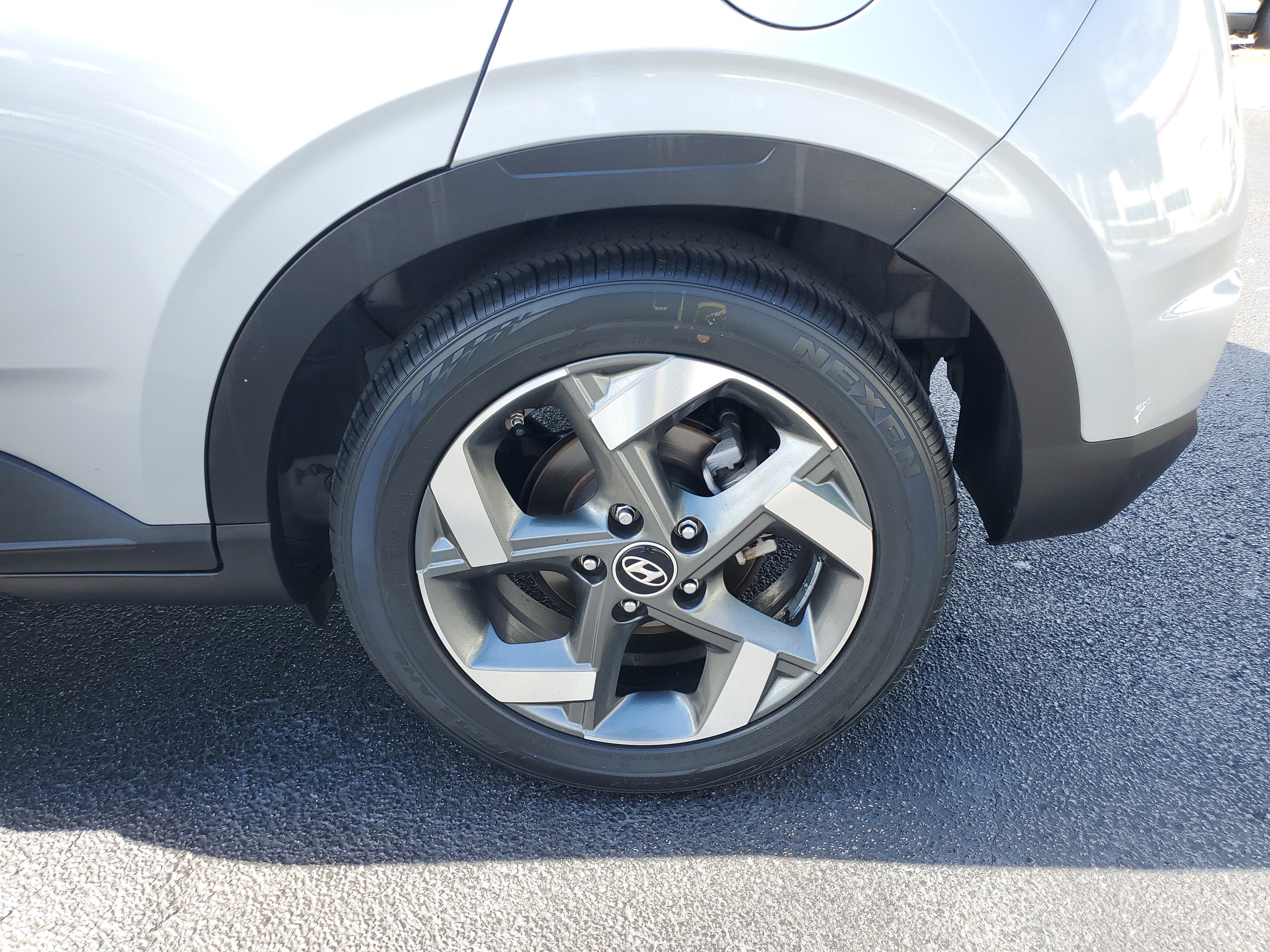 2023 Hyundai Venue SEL