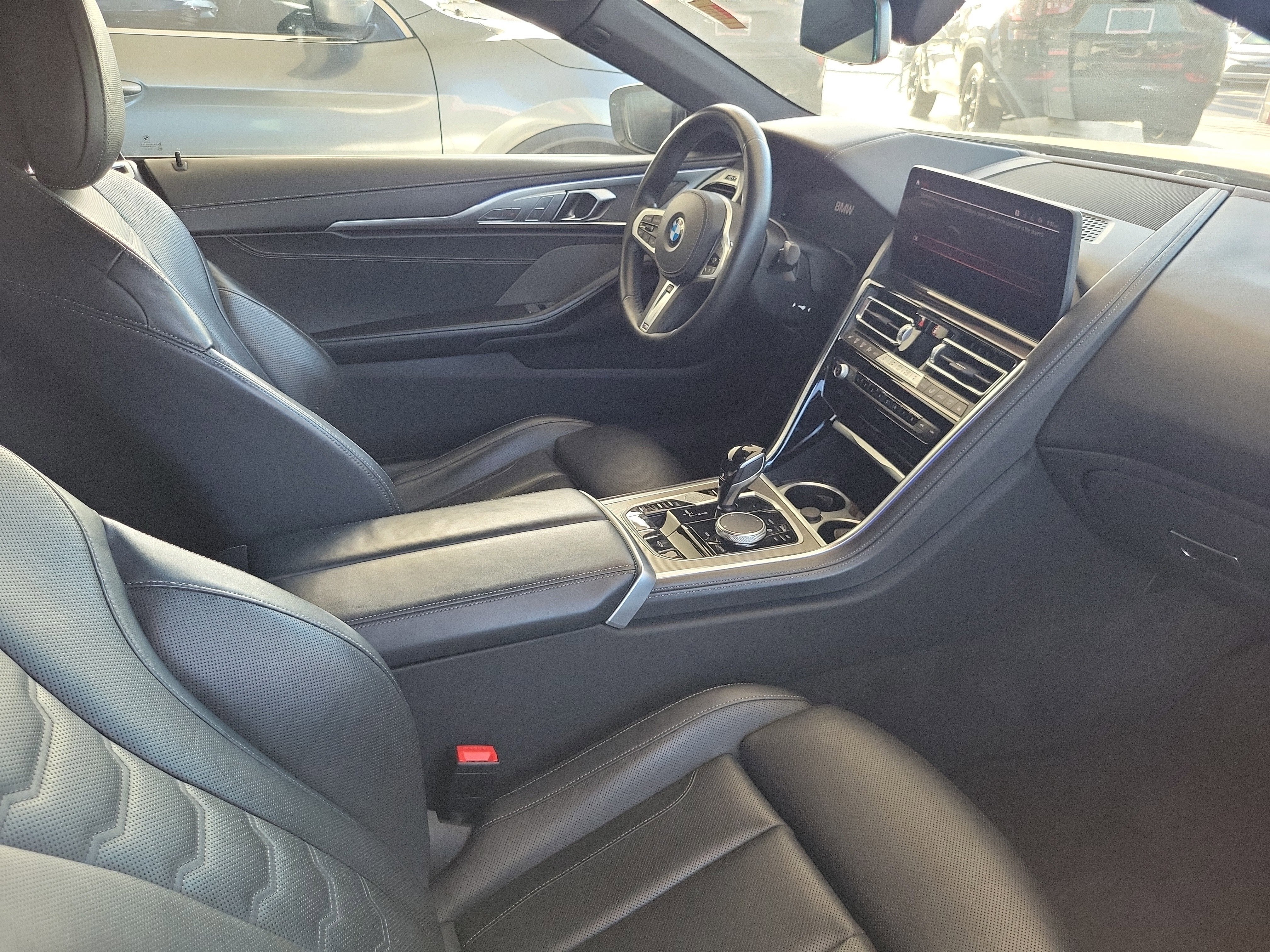 2025 BMW 8 Series 840i