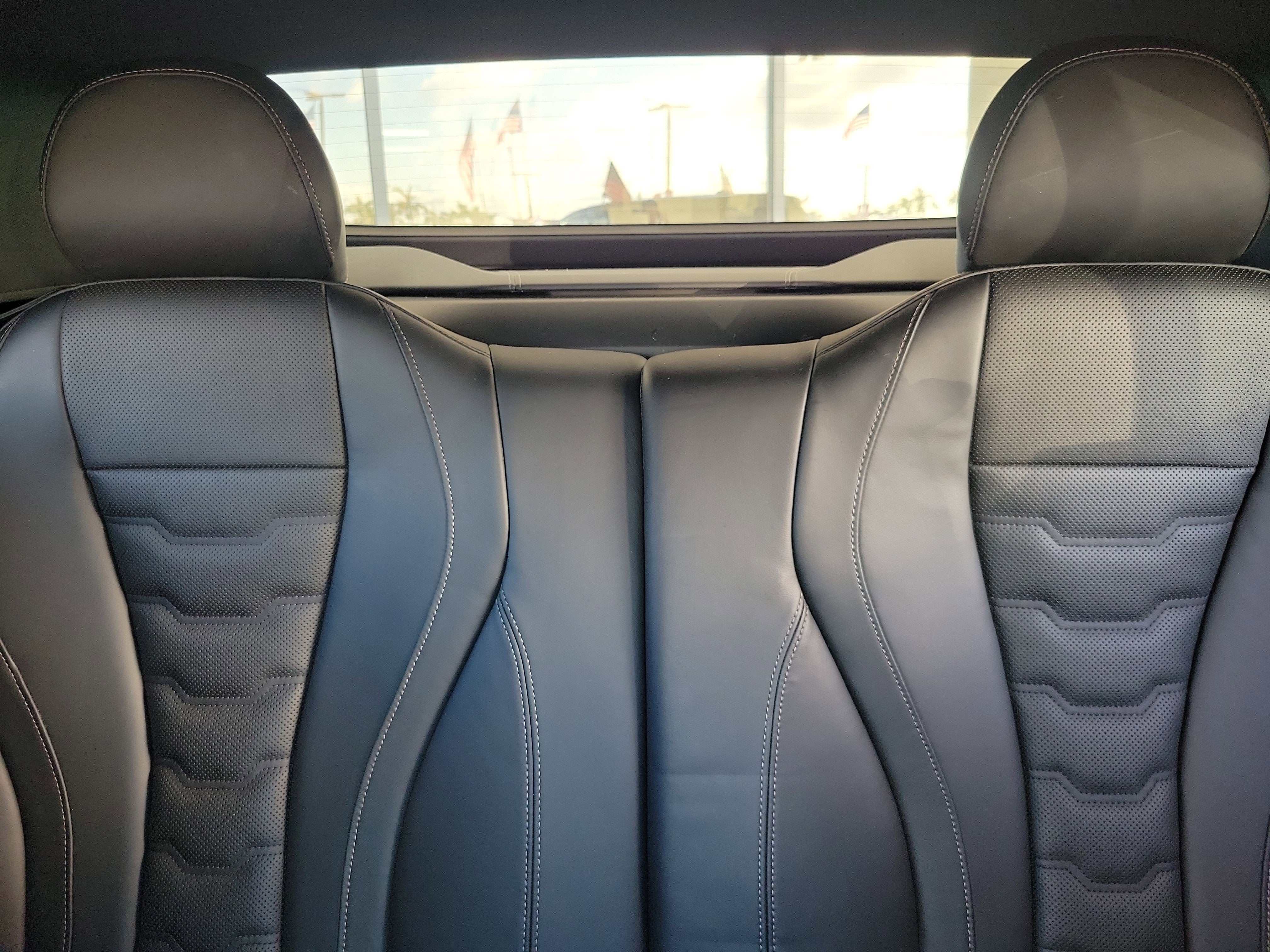 2025 BMW 8 Series 840i