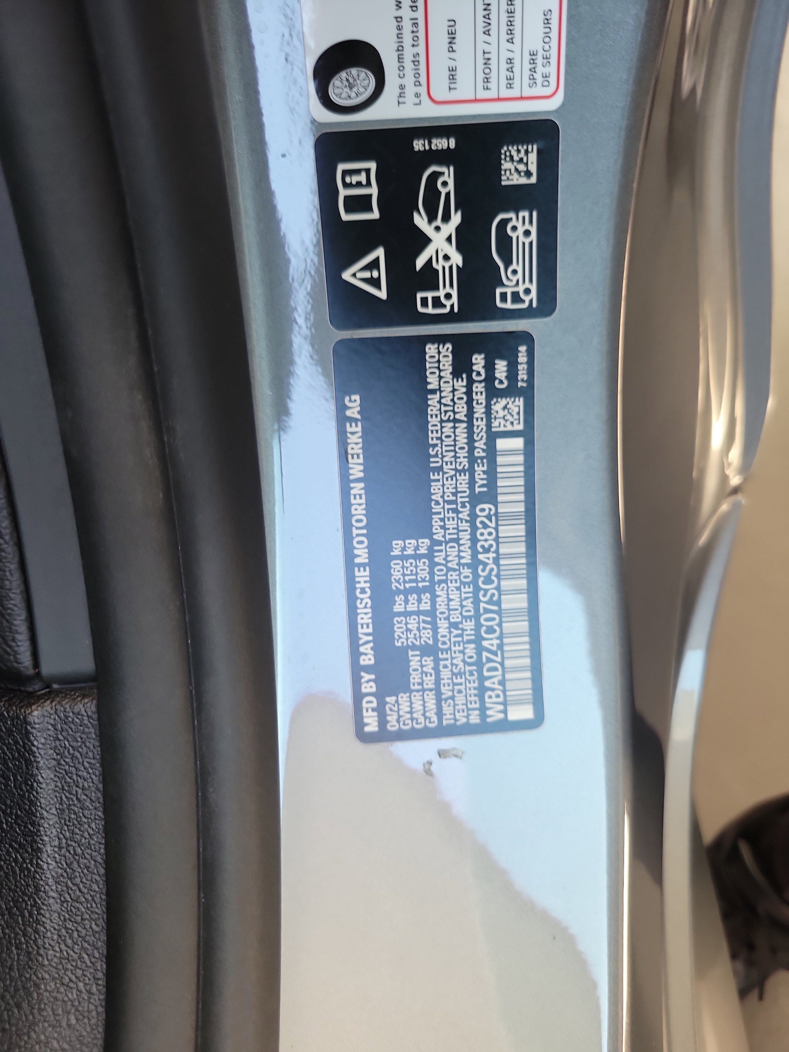 2025 BMW 8 Series 840i