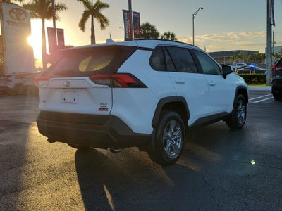 2025 Toyota RAV4 XLE