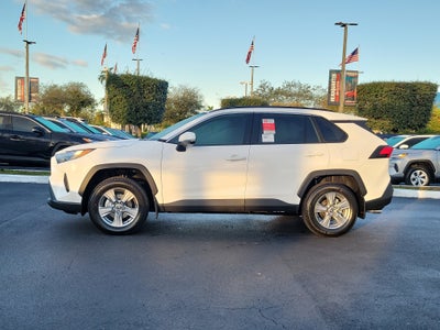 2025 Toyota RAV4 XLE