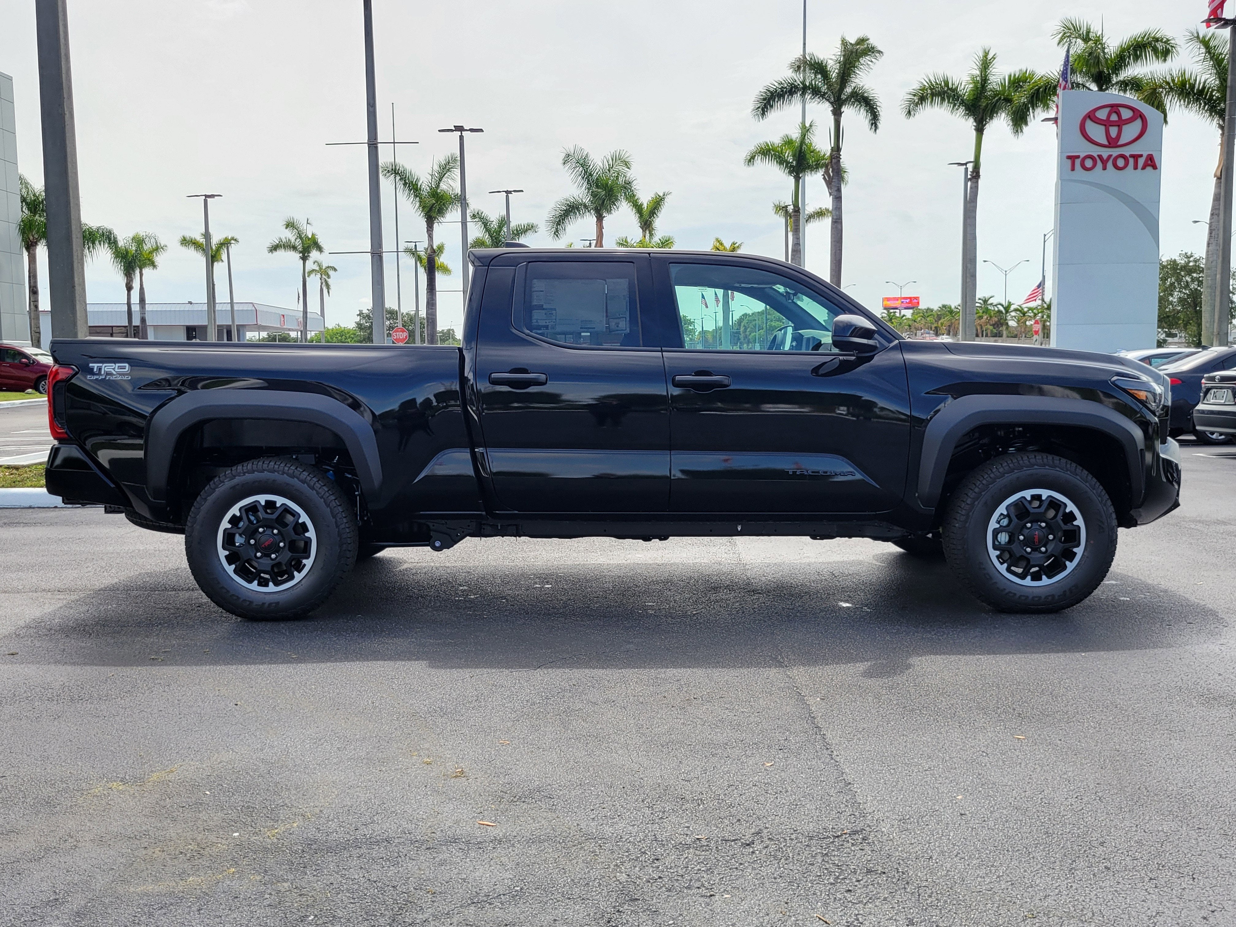 2025 Toyota Tacoma TRD Off-Road